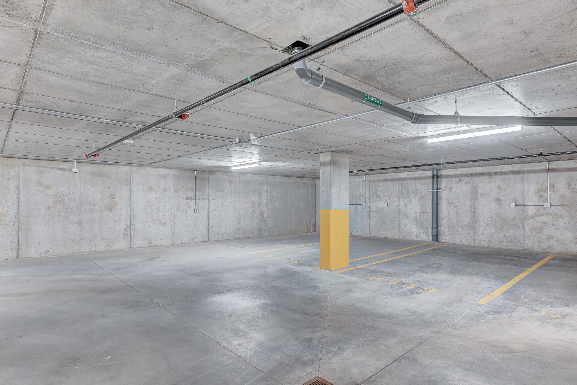 









1000


Rue André-Prévost

, 2706,
Montréal (Verdun/Île-des-Soeurs),




QC
H3E0G2

