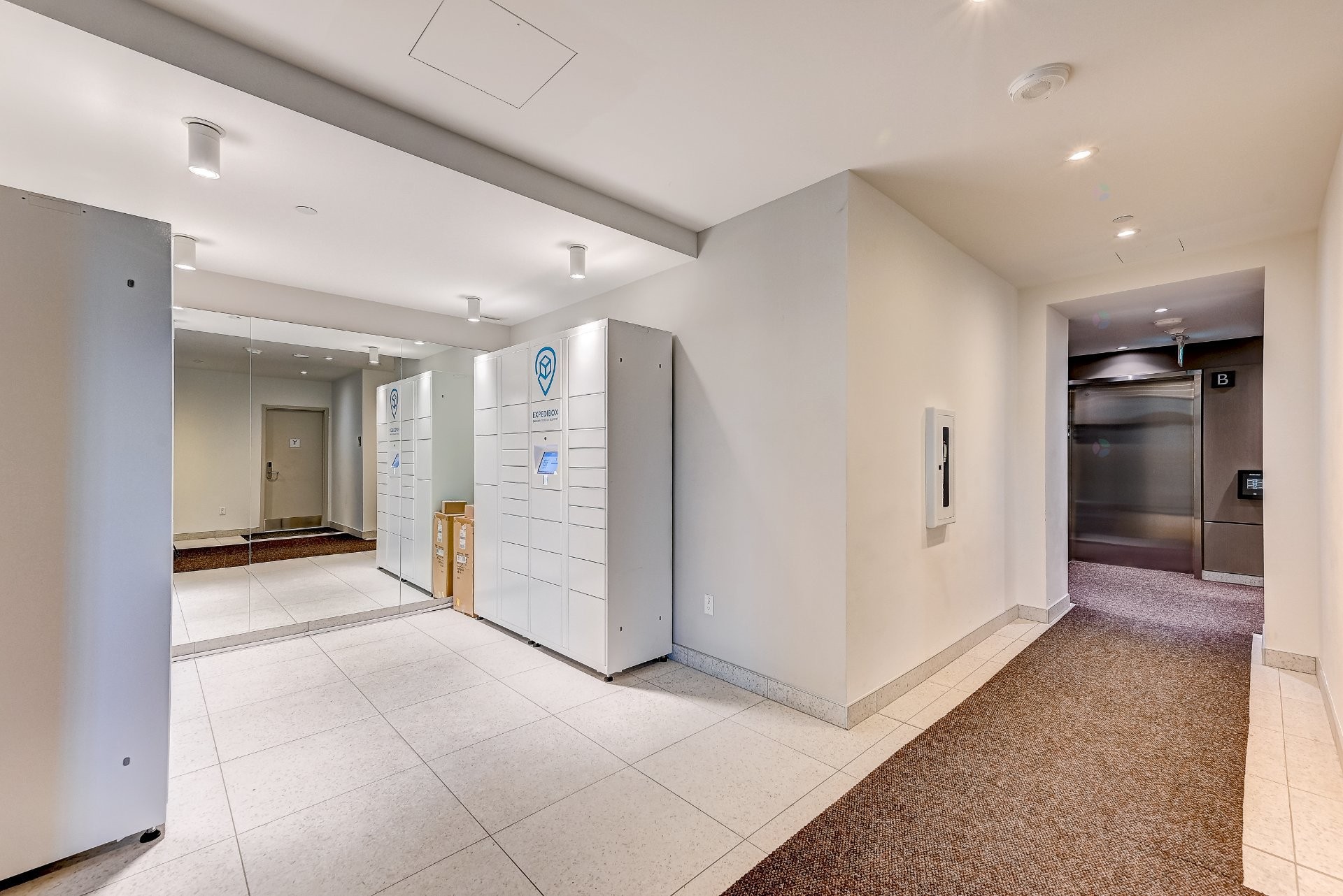 









1000


Rue André-Prévost

, 2706,
Montréal (Verdun/Île-des-Soeurs),




QC
H3E0G2

