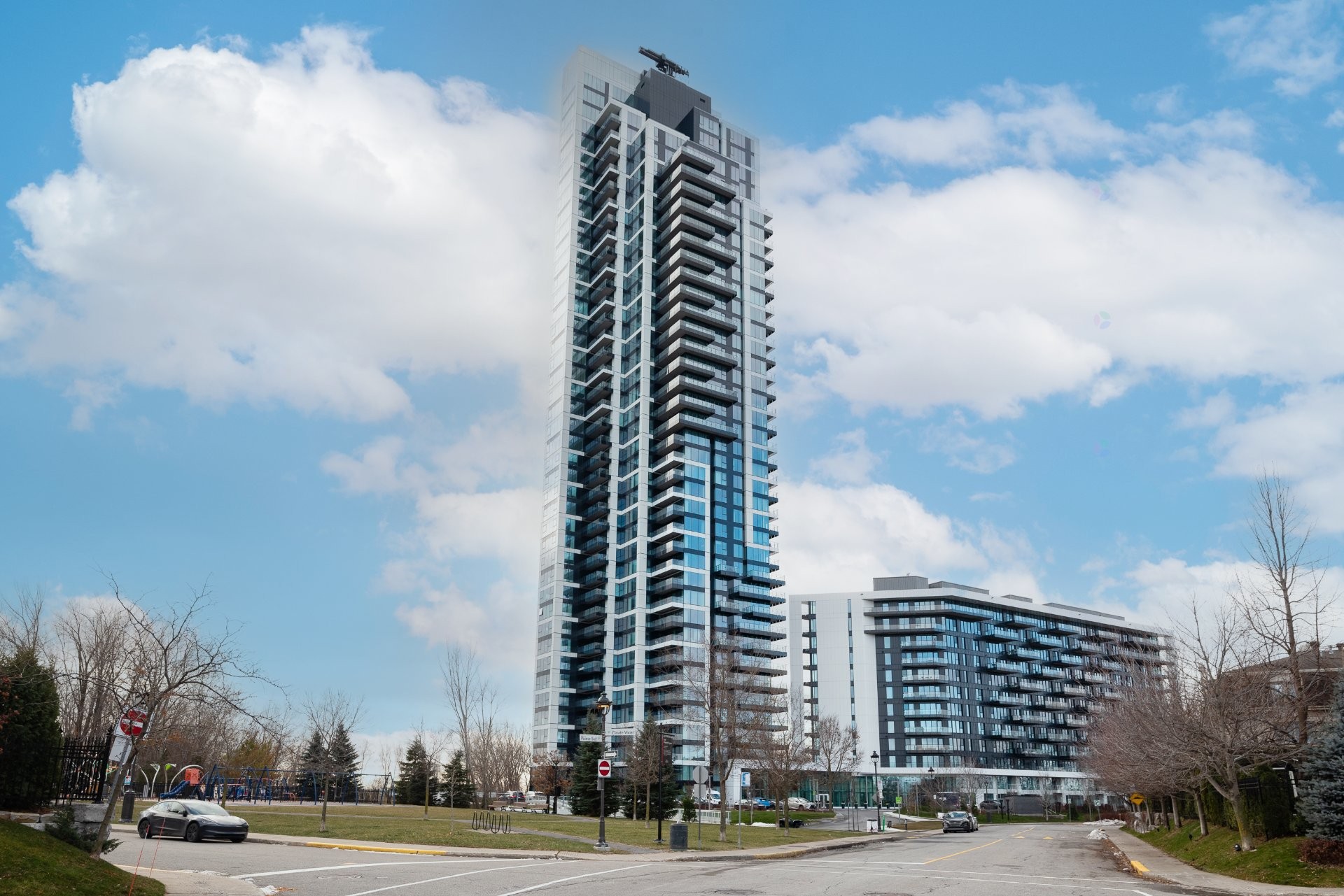 









1000


Rue André-Prévost

, 2706,
Montréal (Verdun/Île-des-Soeurs),




QC
H3E0G2

