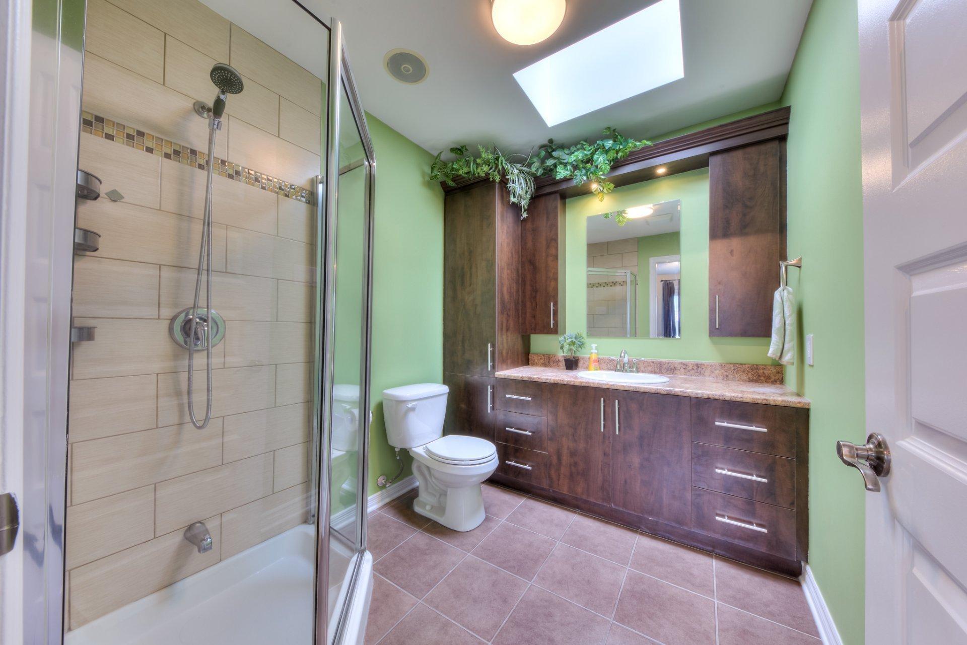 









699


Rue Pierre

,
Laval (Sainte-Dorothée),




QC
H7X3P4

