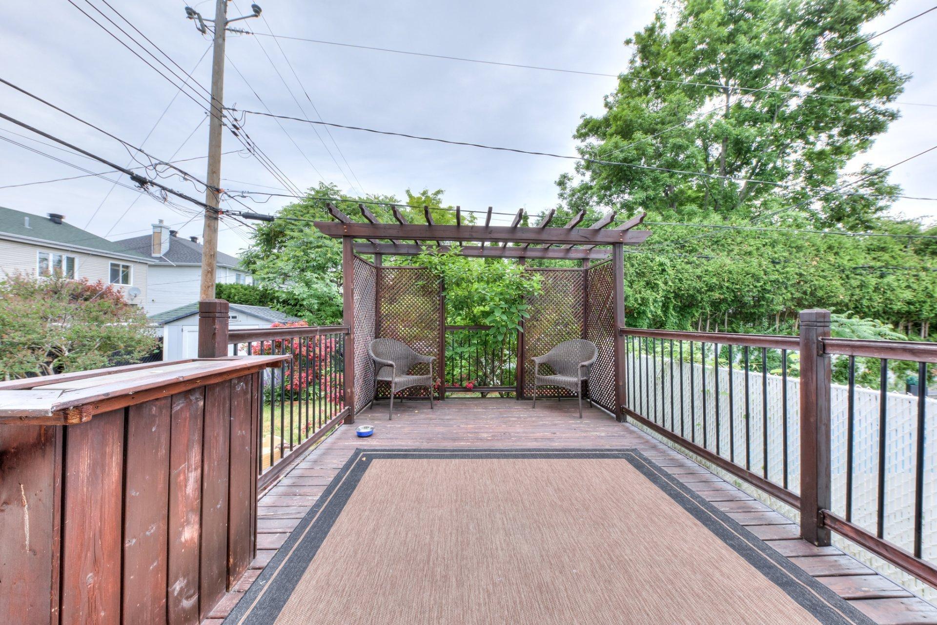 









699


Rue Pierre

,
Laval (Sainte-Dorothée),




QC
H7X3P4

