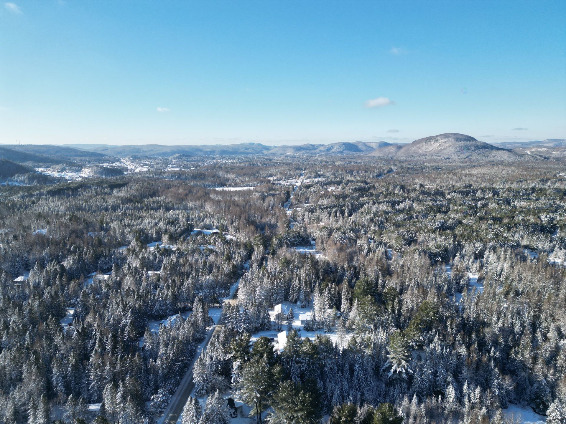 









591


Rue King

,
Mont-Blanc,




QC
J0T2G0

