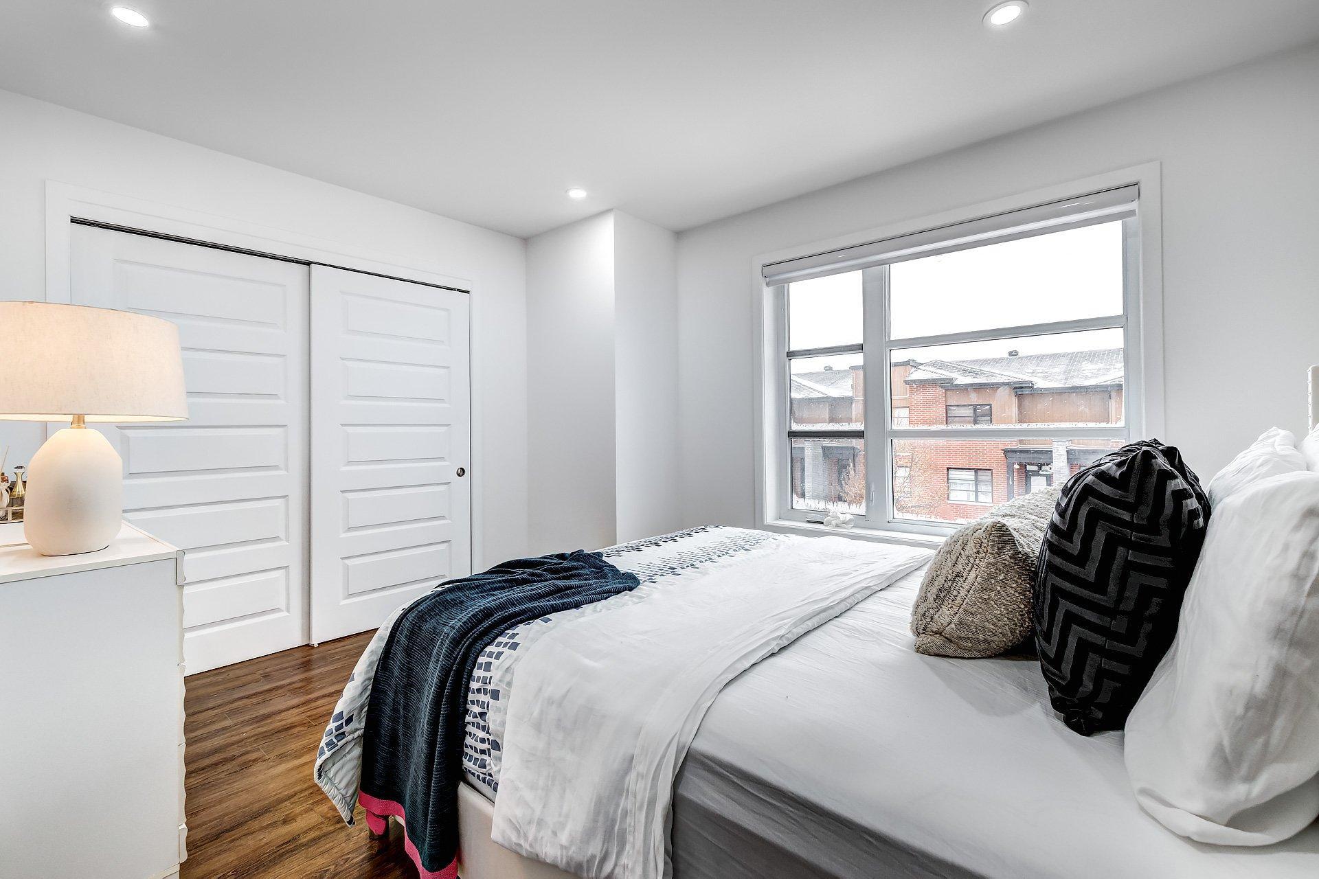 









345


Av. André-Chartrand

,
Vaudreuil-Dorion,




QC
J7V0M1

