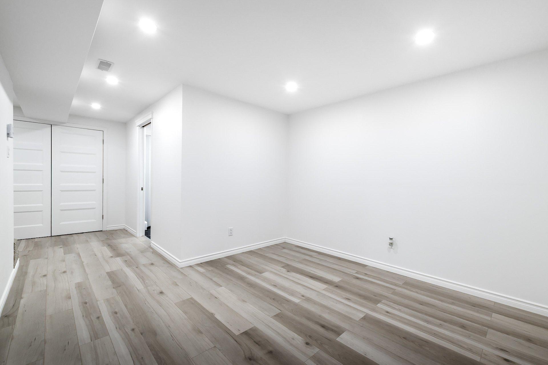 









345


Av. André-Chartrand

,
Vaudreuil-Dorion,




QC
J7V0M1

