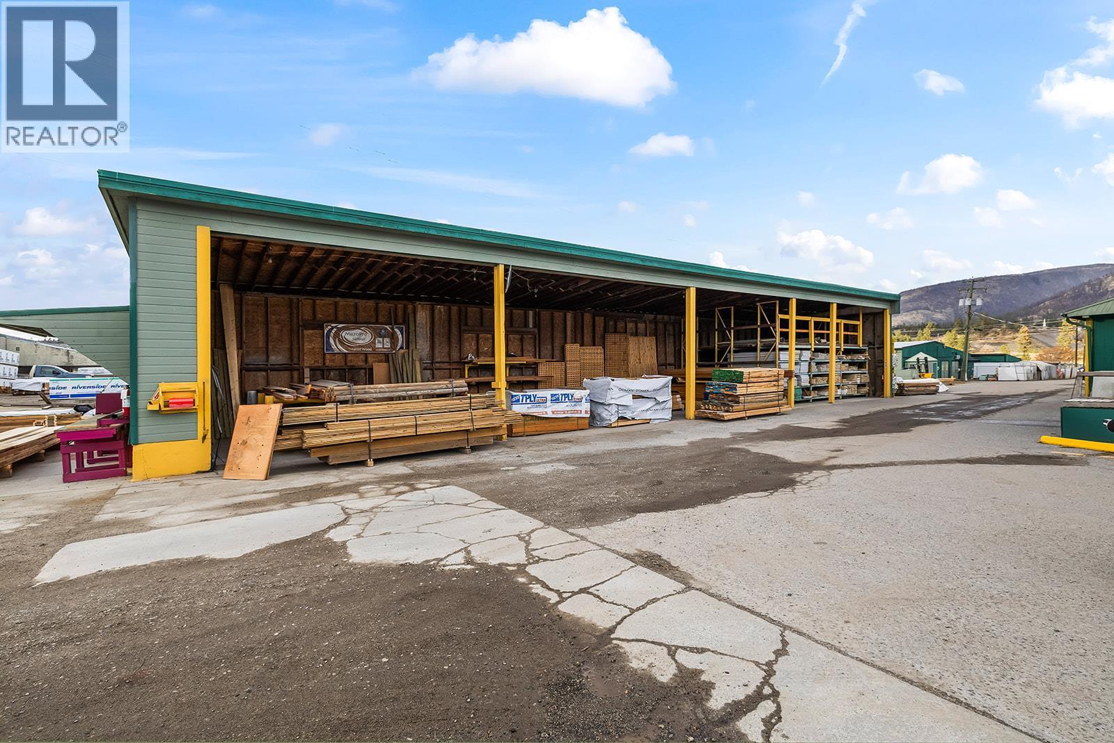 












1304, 1320, 1334 Industrial Road

,
West Kelowna,




British Columbia
V1Z1G5

