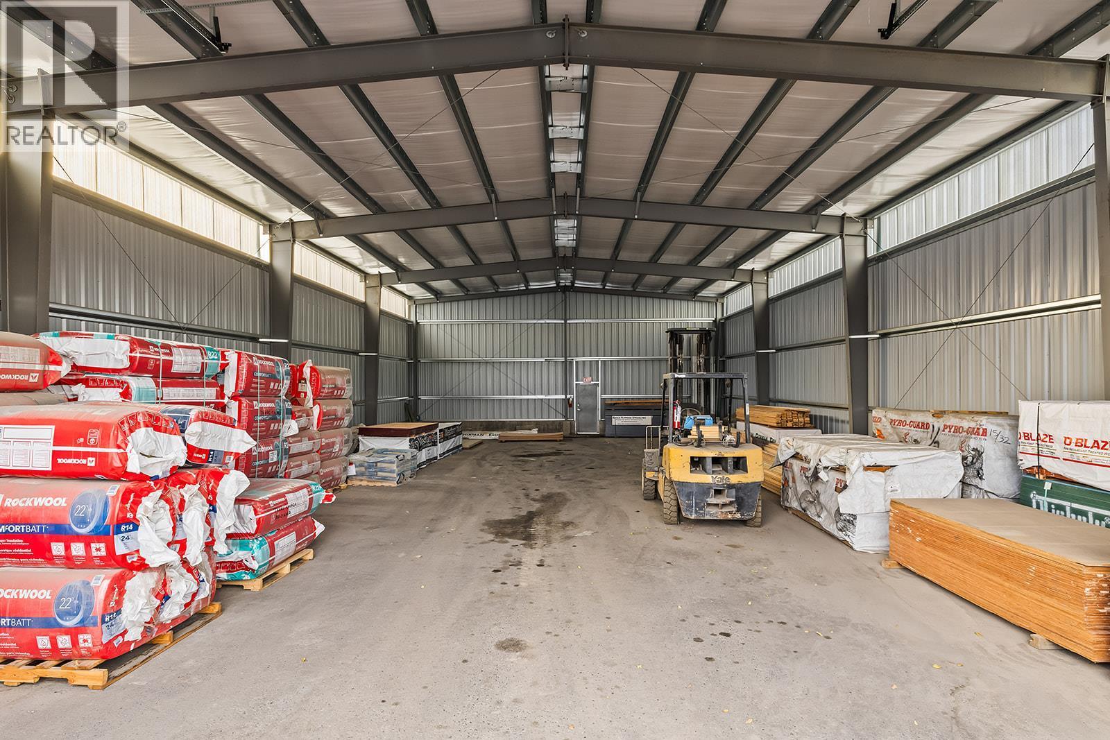 












1304, 1320, 1334 Industrial Road

,
West Kelowna,




British Columbia
V1Z1G5

