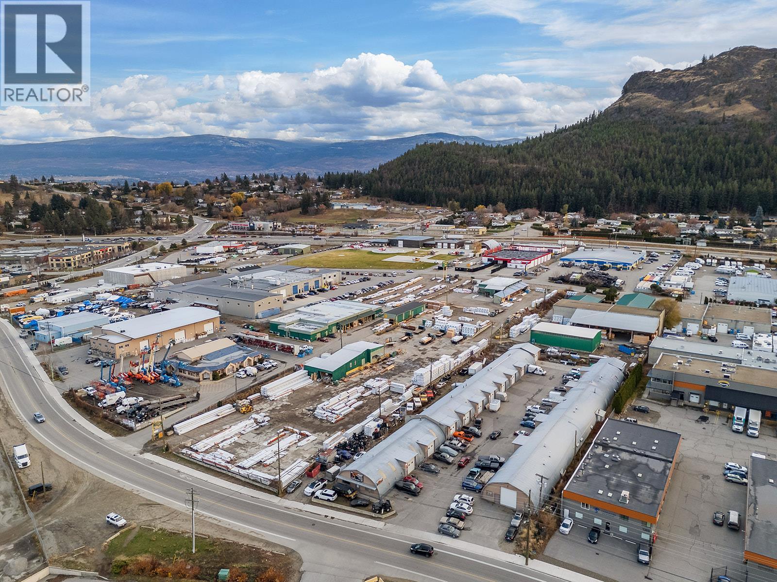 












1304, 1320, 1334 Industrial Road

,
West Kelowna,




British Columbia
V1Z1G5

