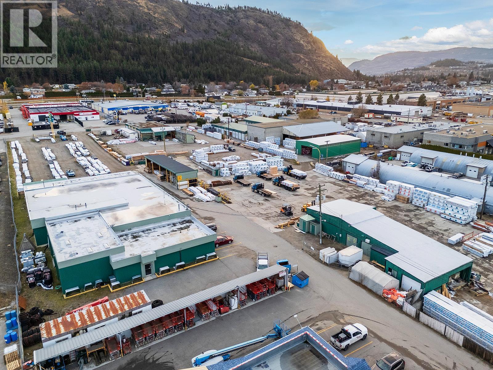 












1304, 1320, 1334 Industrial Road

,
West Kelowna,




British Columbia
V1Z1G5

