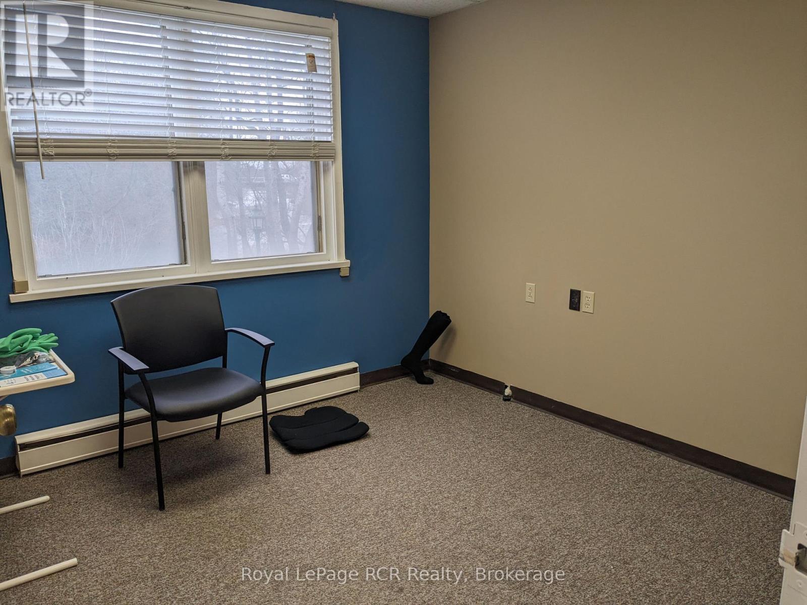 












137 GEORGE STREET W

,
West Grey,




Ontario
N0G1R0


