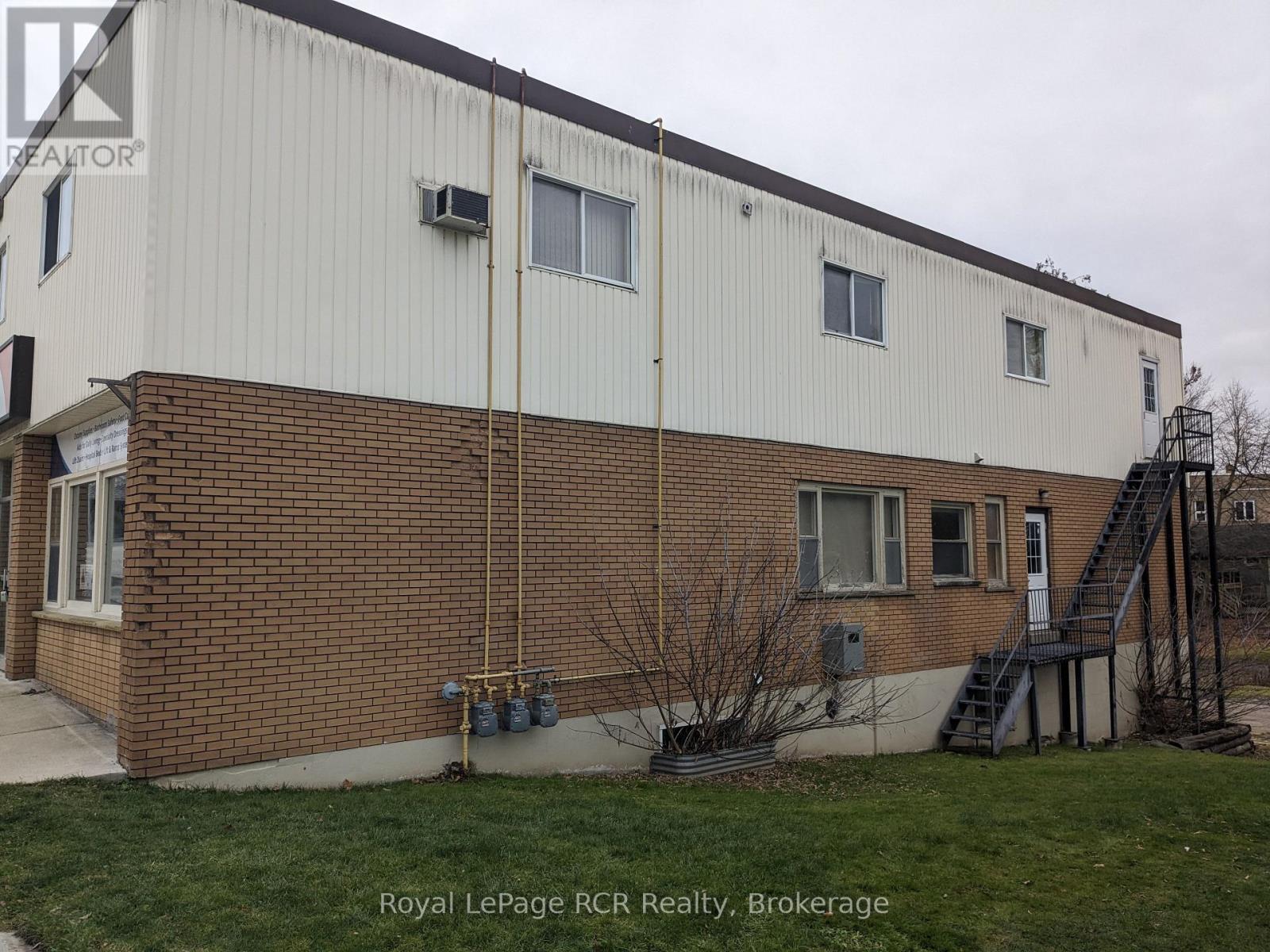 












137 GEORGE STREET W

,
West Grey,




Ontario
N0G1R0

