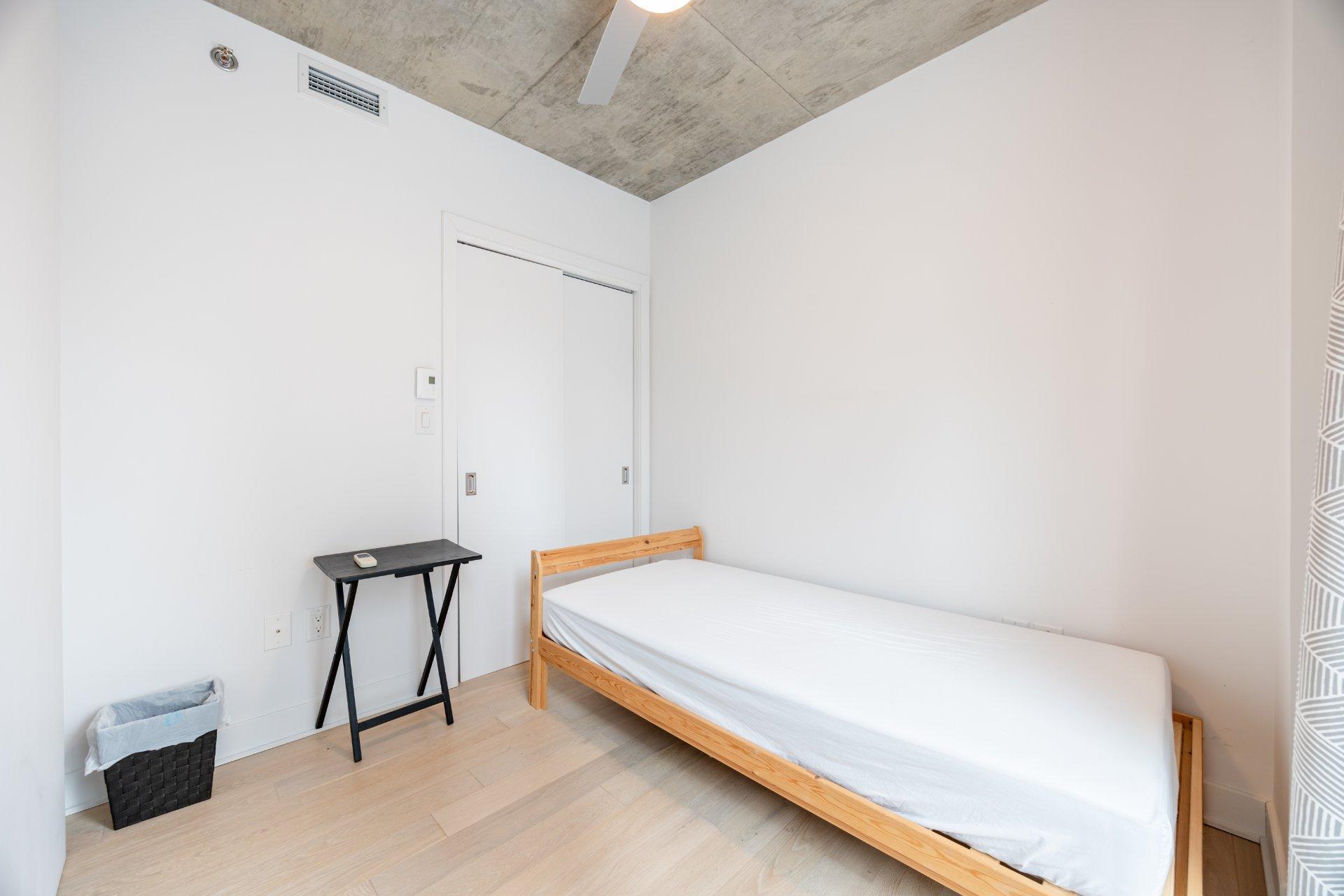 









1265


Rue Lambert-Closse

, 411,
Montréal (Ville-Marie),




QC
H3H1Z4

