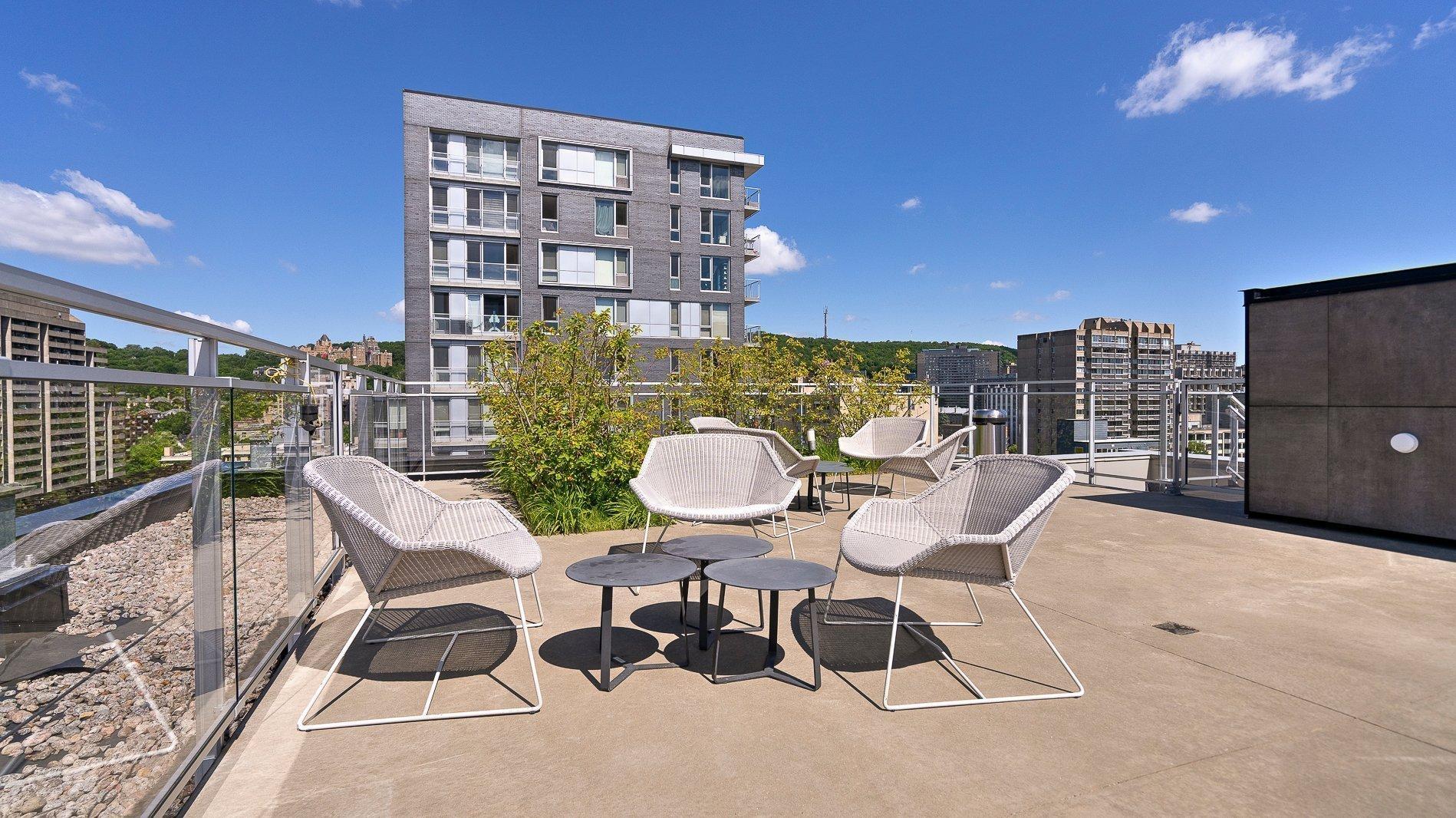 









1265


Rue Lambert-Closse

, 411,
Montréal (Ville-Marie),




QC
H3H1Z4

