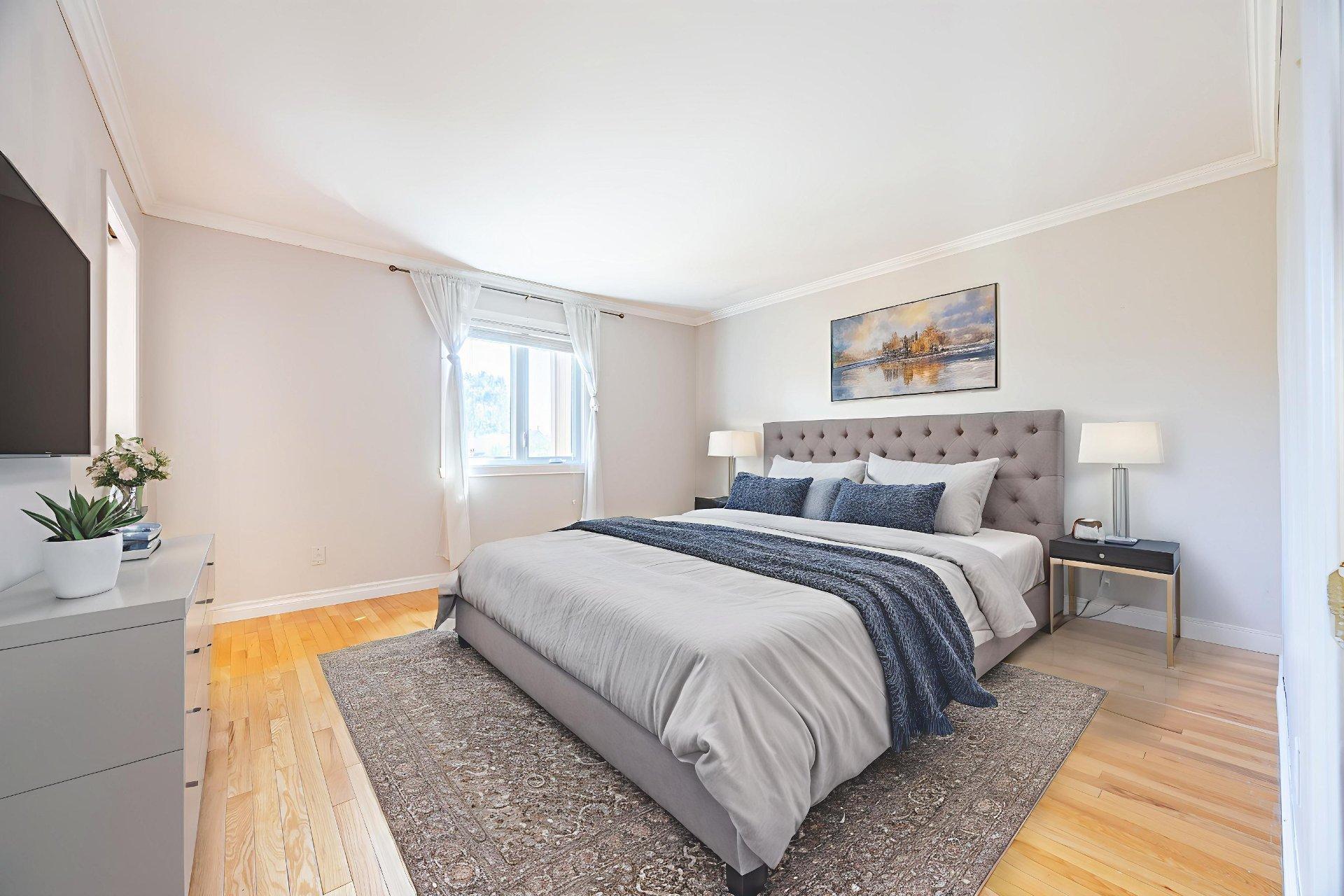 









279


Av. St-Louis

,
Pointe-Claire,




QC
H9R5L3

