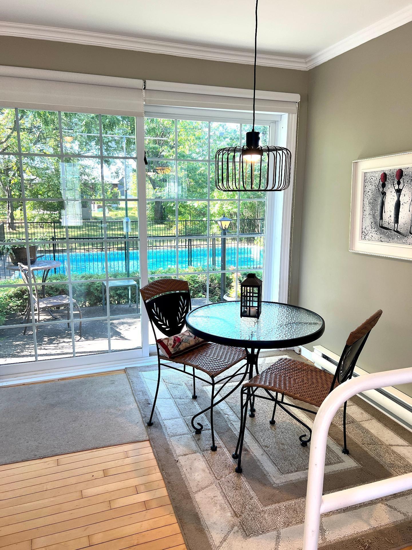 









1105


Rue Cardinal-Roy

,
Trois-Rivières,




QC
G8T7G9

