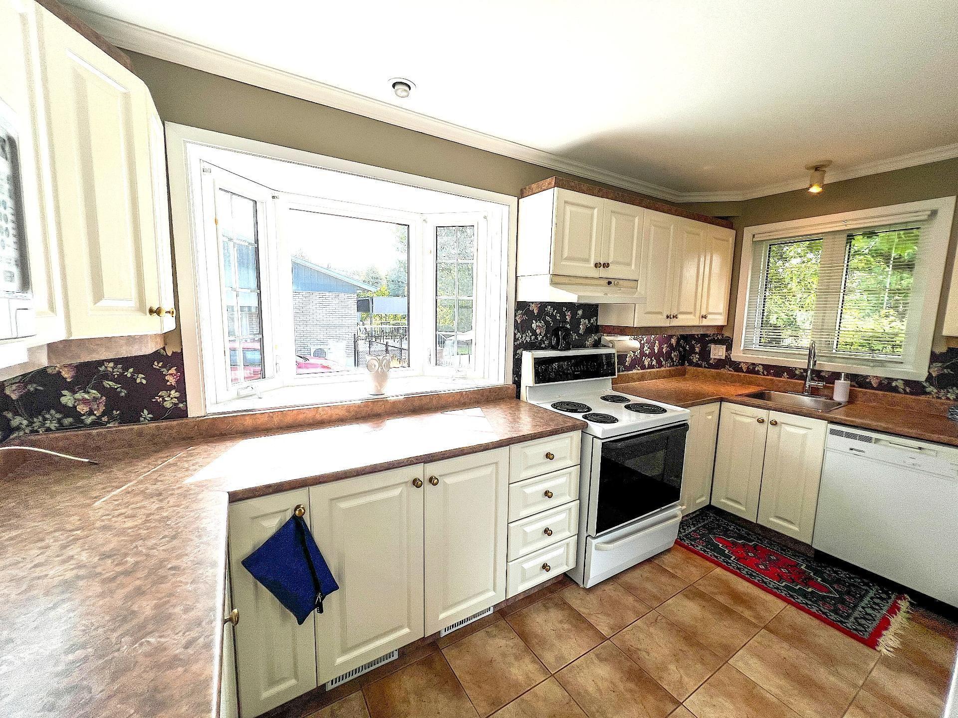 









1105


Rue Cardinal-Roy

,
Trois-Rivières,




QC
G8T7G9

