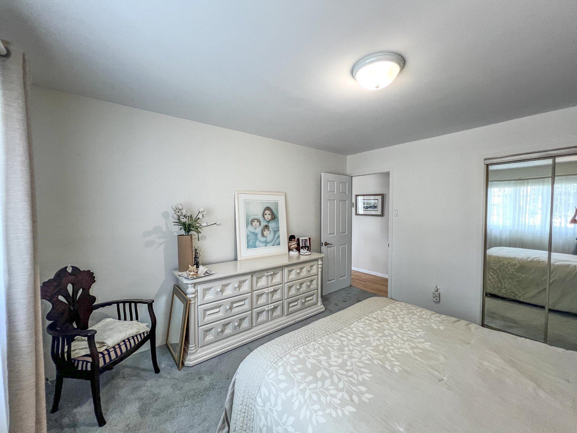 









1105


Rue Cardinal-Roy

,
Trois-Rivières,




QC
G8T7G9

