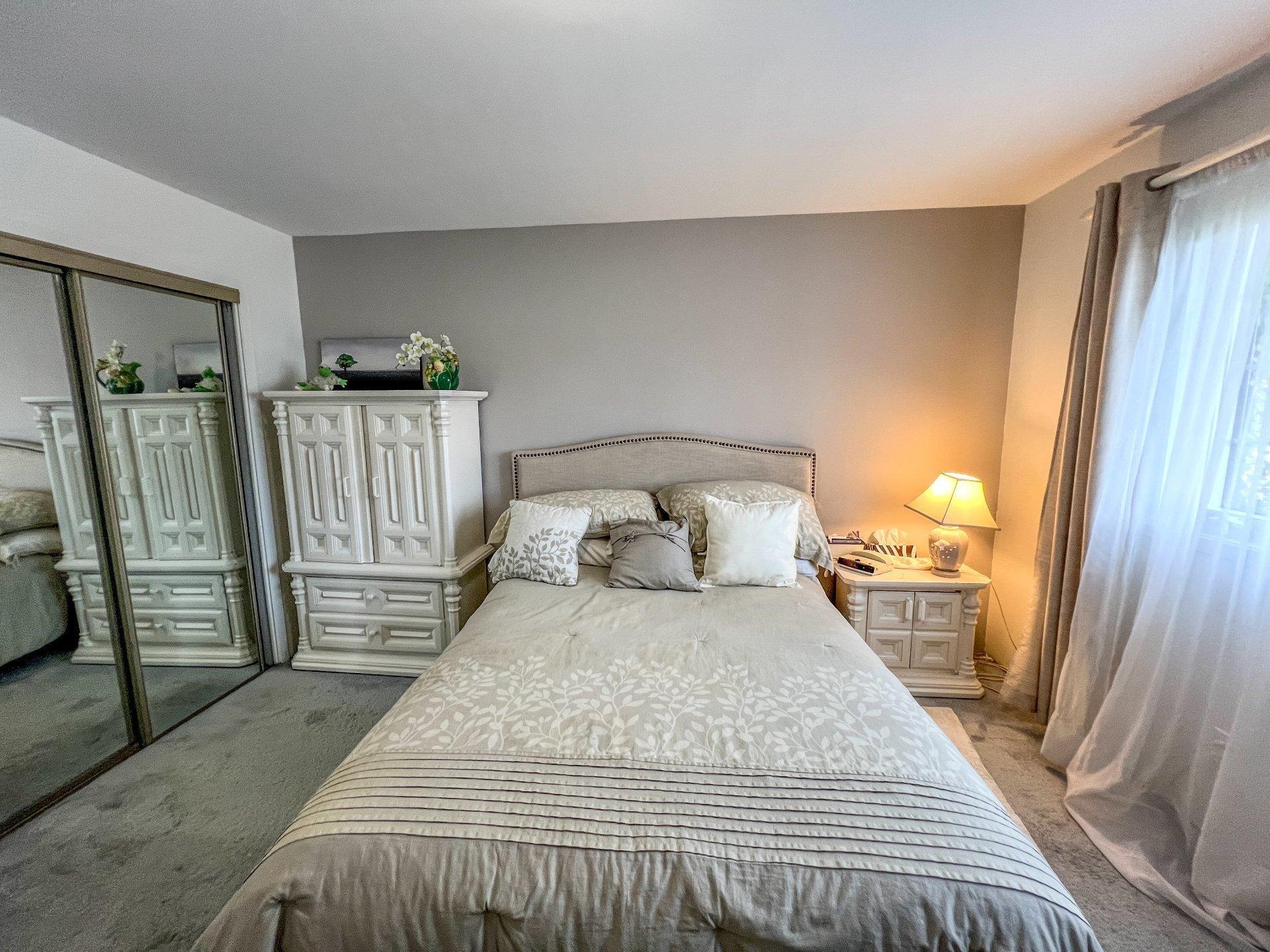 









1105


Rue Cardinal-Roy

,
Trois-Rivières,




QC
G8T7G9

