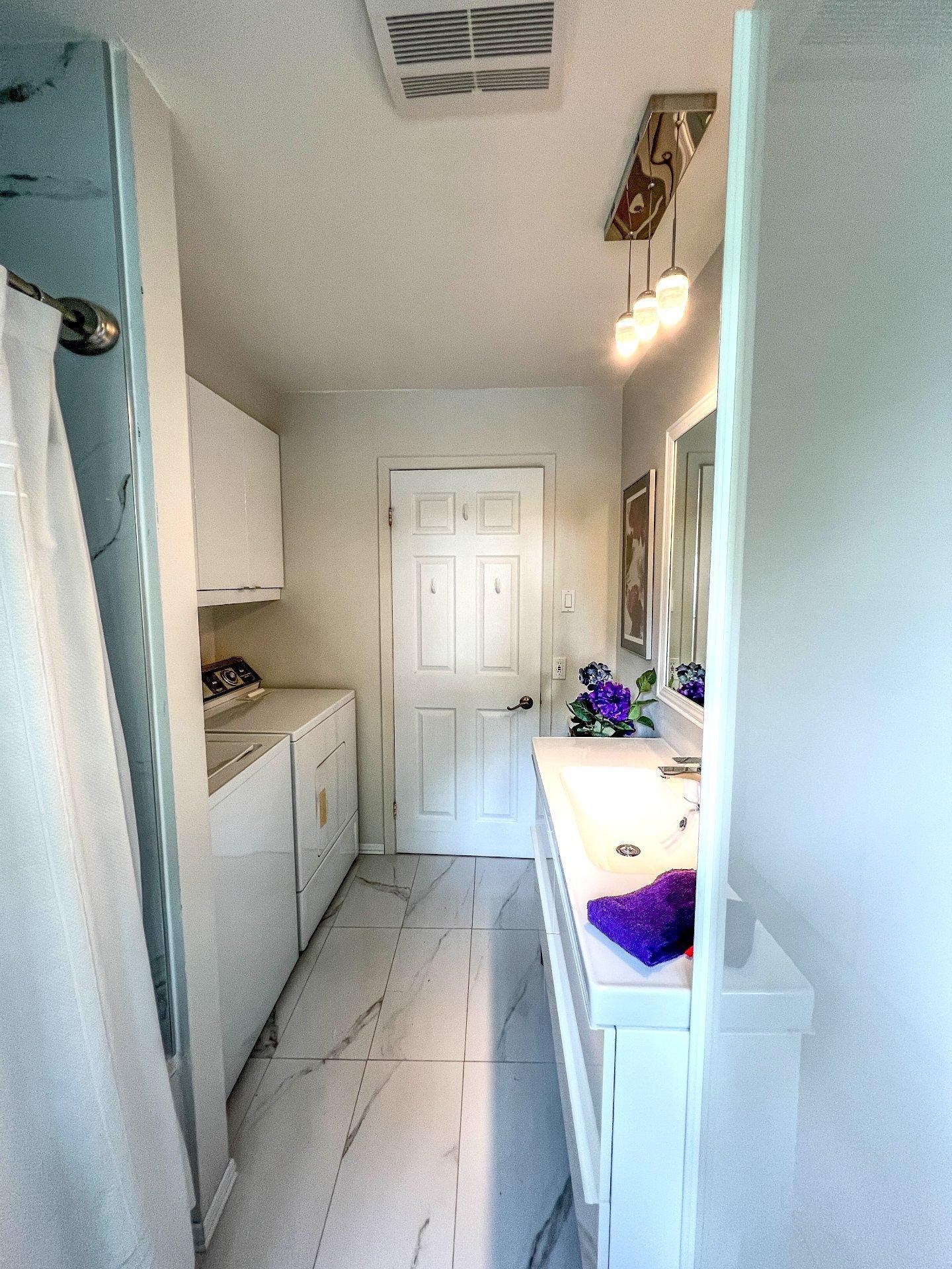 









1105


Rue Cardinal-Roy

,
Trois-Rivières,




QC
G8T7G9

