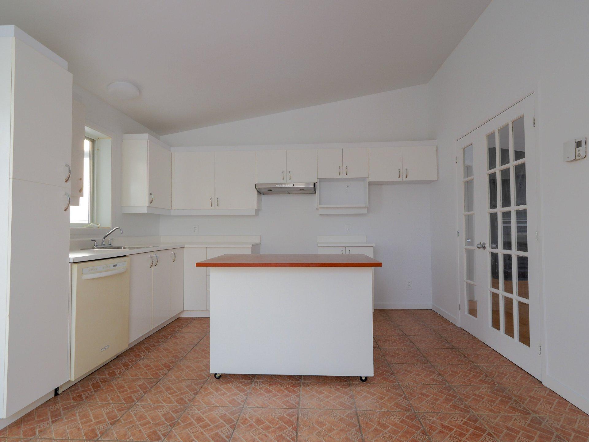 









5750


Rue Goyer

,
Trois-Rivières,




QC
G8Y7A8

