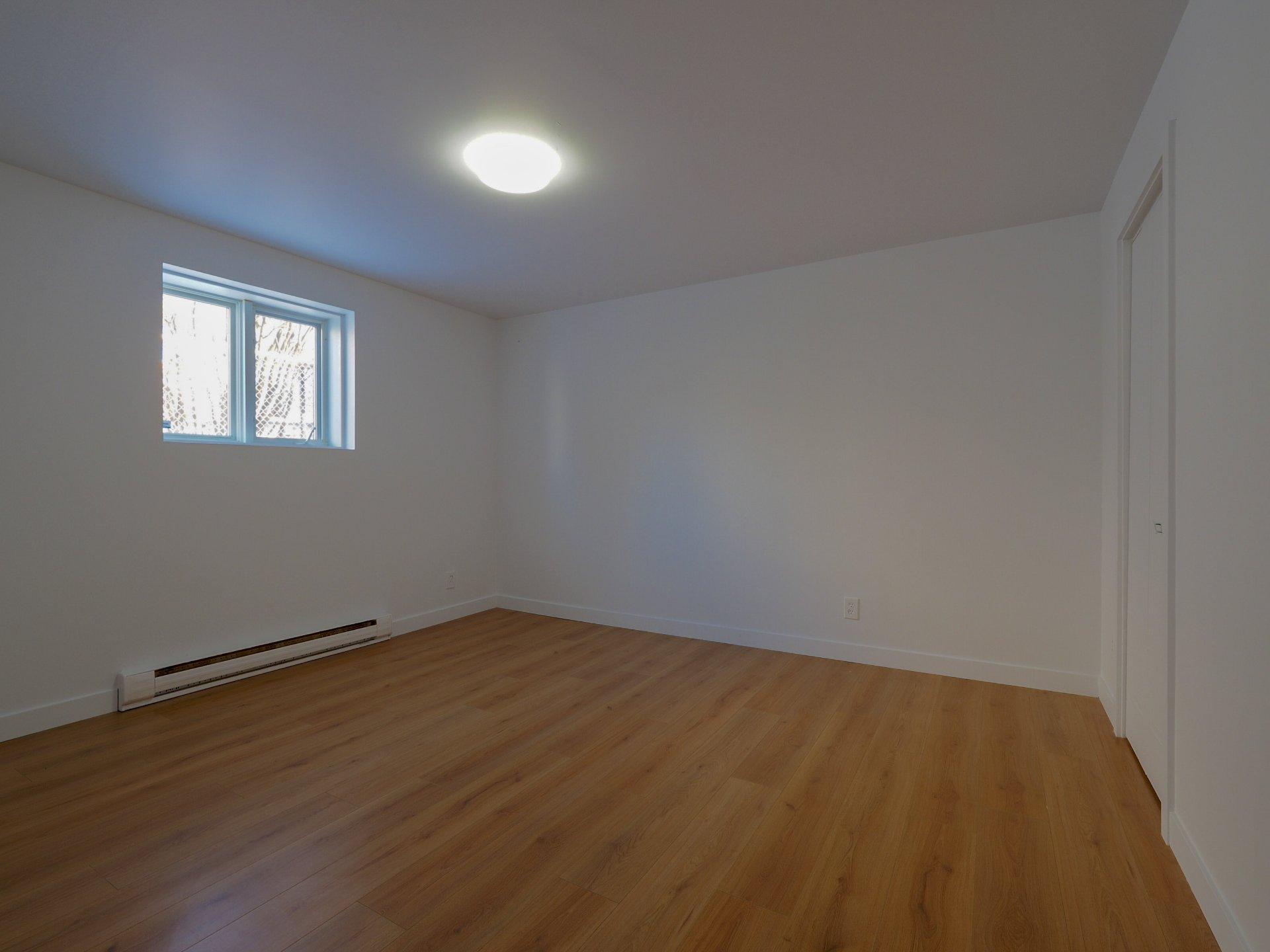 









5750


Rue Goyer

,
Trois-Rivières,




QC
G8Y7A8

