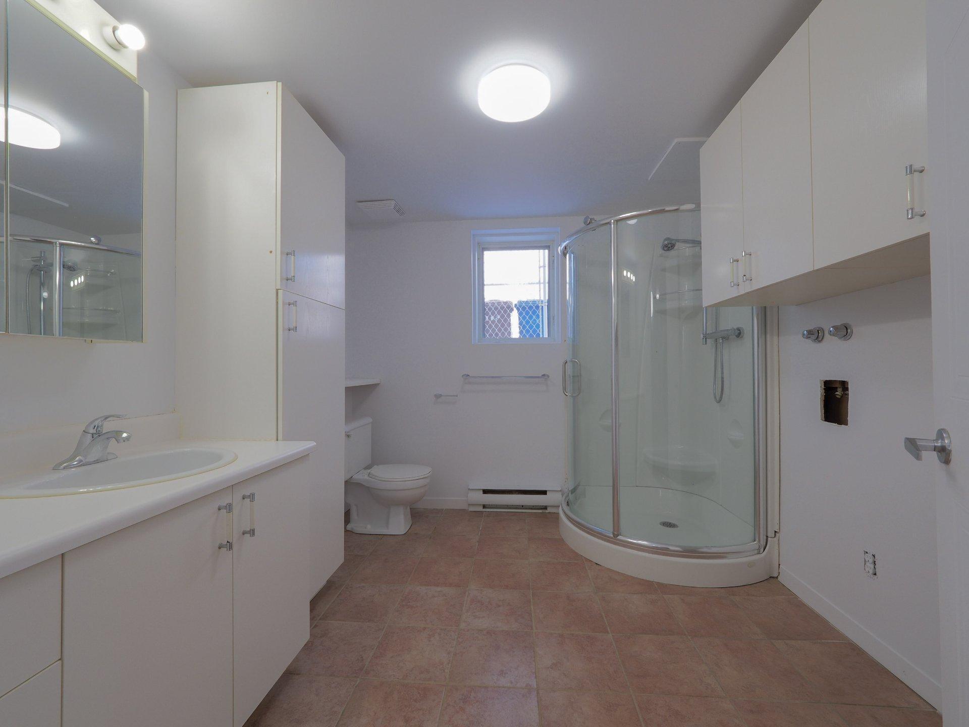 









5750


Rue Goyer

,
Trois-Rivières,




QC
G8Y7A8

