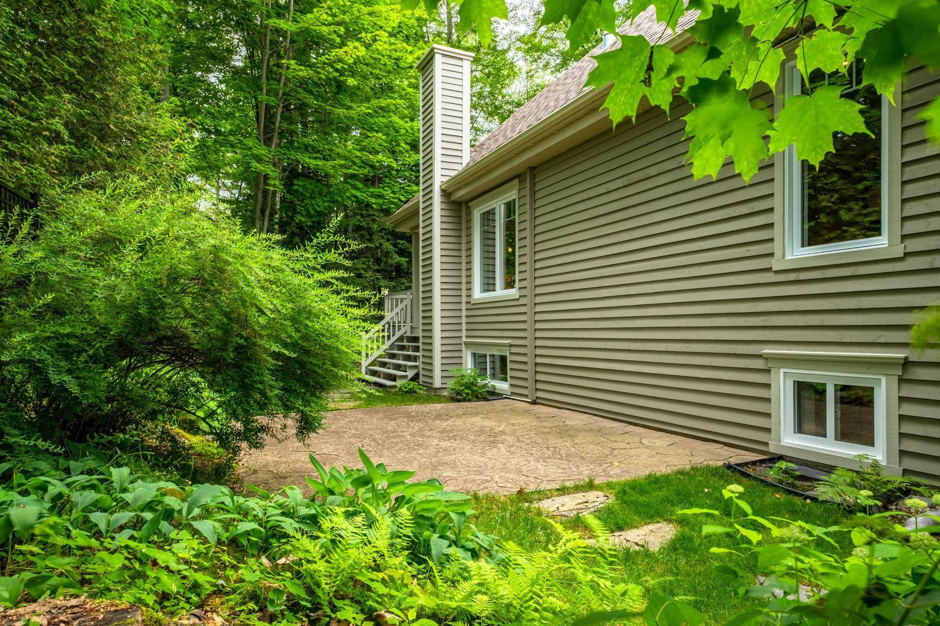 









4646


Rue des Chanterelles

,
Sherbrooke (Brompton/Rock Forest/Saint-Élie/Deauville),




QC
J1N4L3

