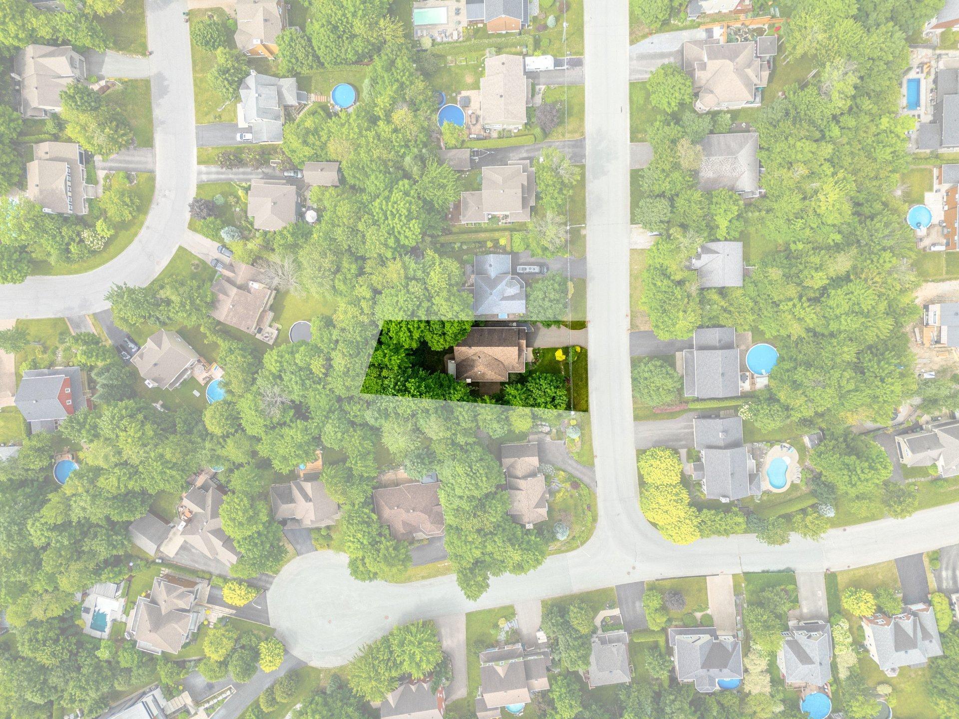 









4646


Rue des Chanterelles

,
Sherbrooke (Brompton/Rock Forest/Saint-Élie/Deauville),




QC
J1N4L3

