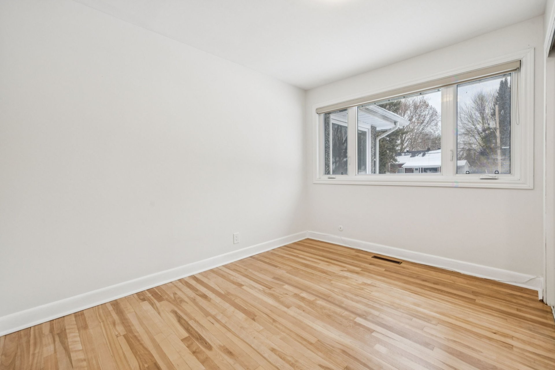 









44


Prom. Lakeview

,
Gatineau (Aylmer),




QC
J9H2A1

