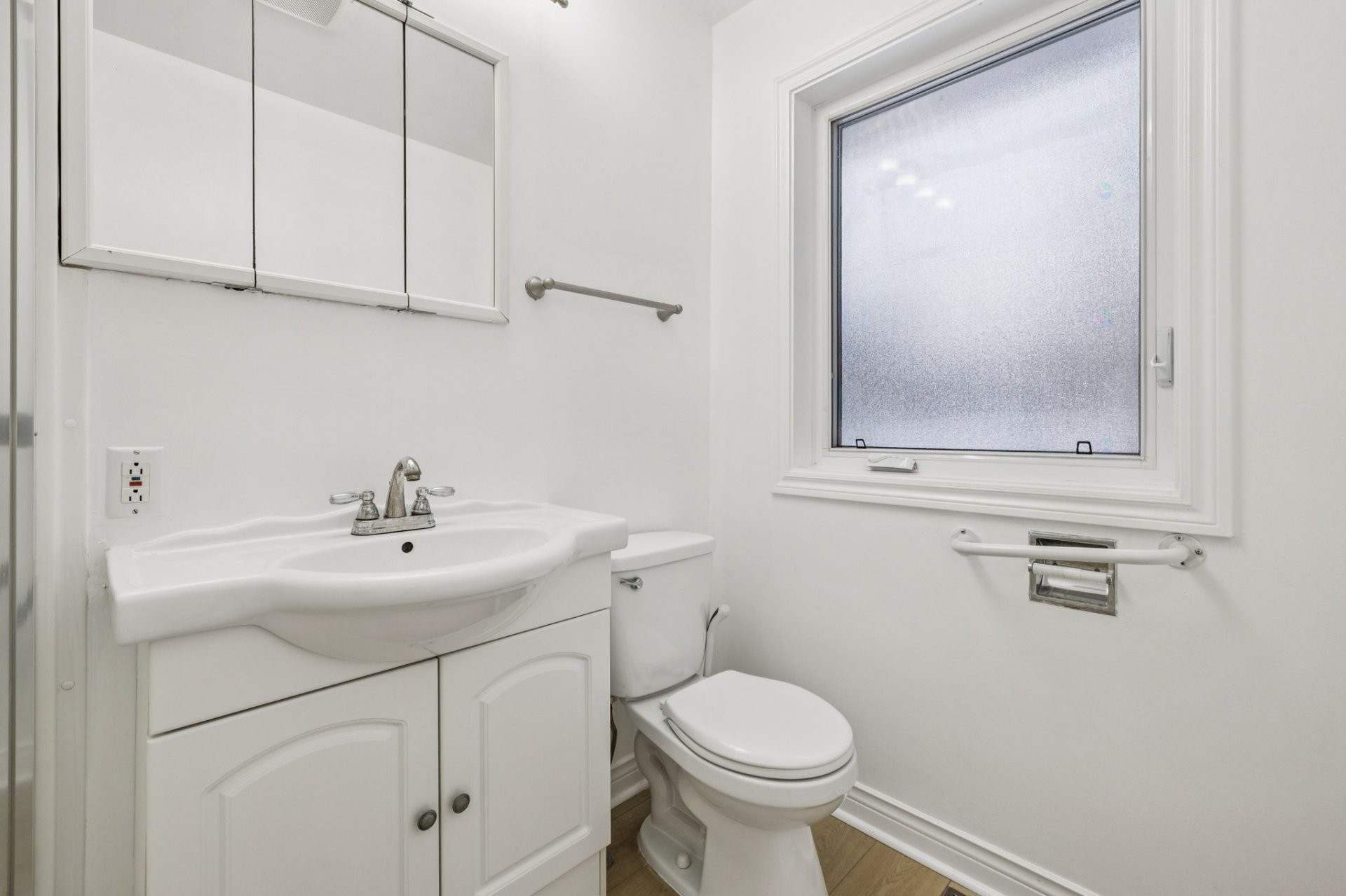 









44


Prom. Lakeview

,
Gatineau (Aylmer),




QC
J9H2A1

