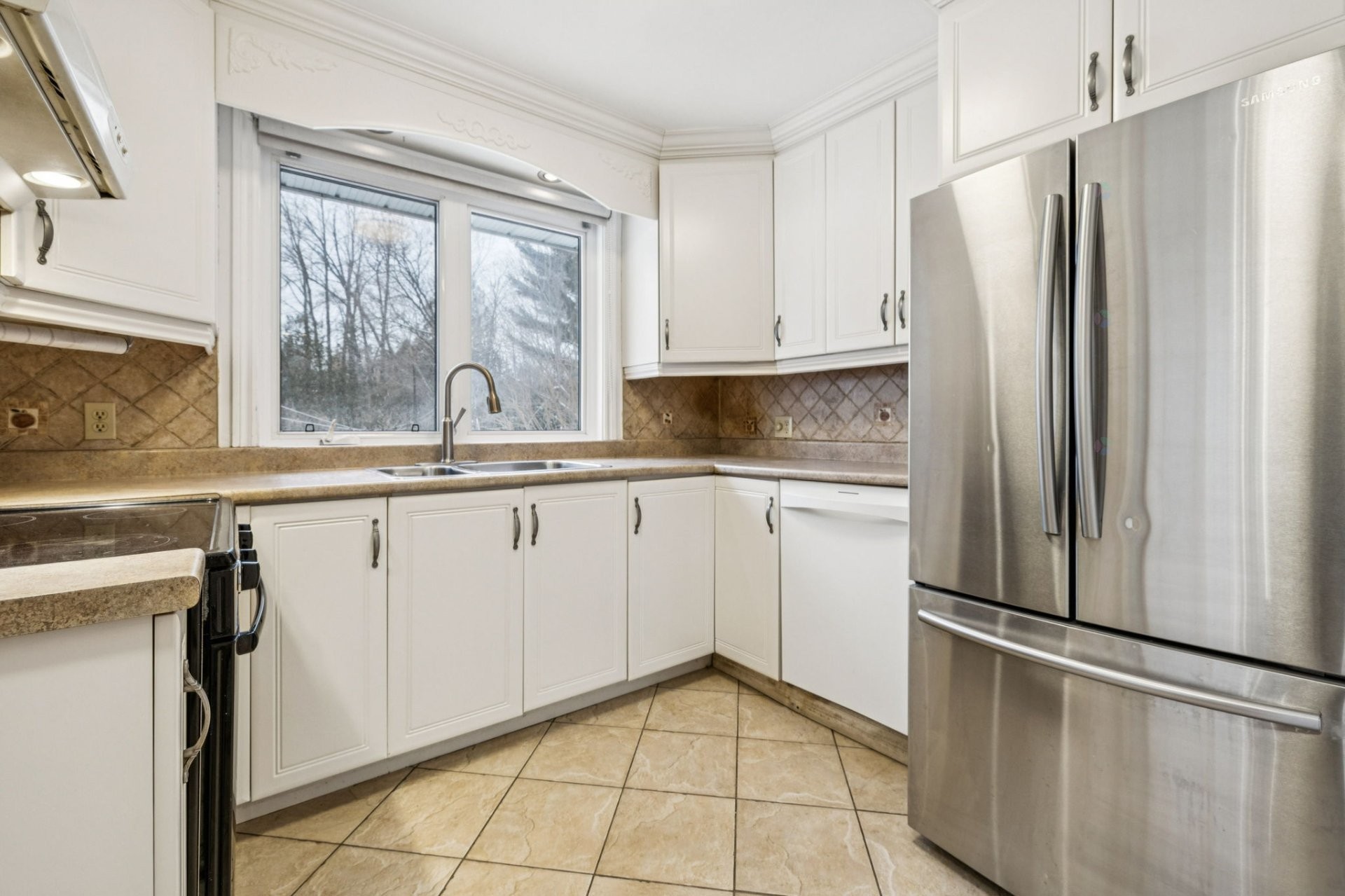 









44


Prom. Lakeview

,
Gatineau (Aylmer),




QC
J9H2A1

