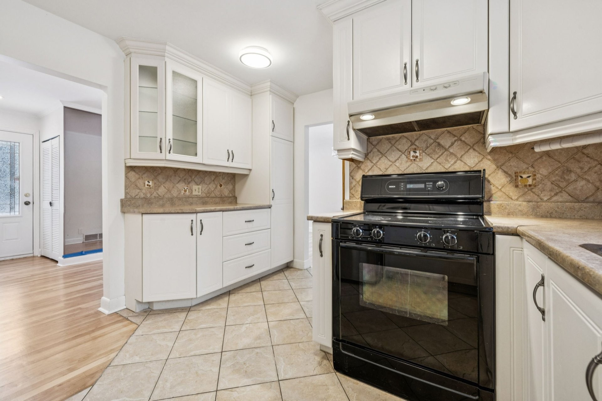 









44


Prom. Lakeview

,
Gatineau (Aylmer),




QC
J9H2A1

