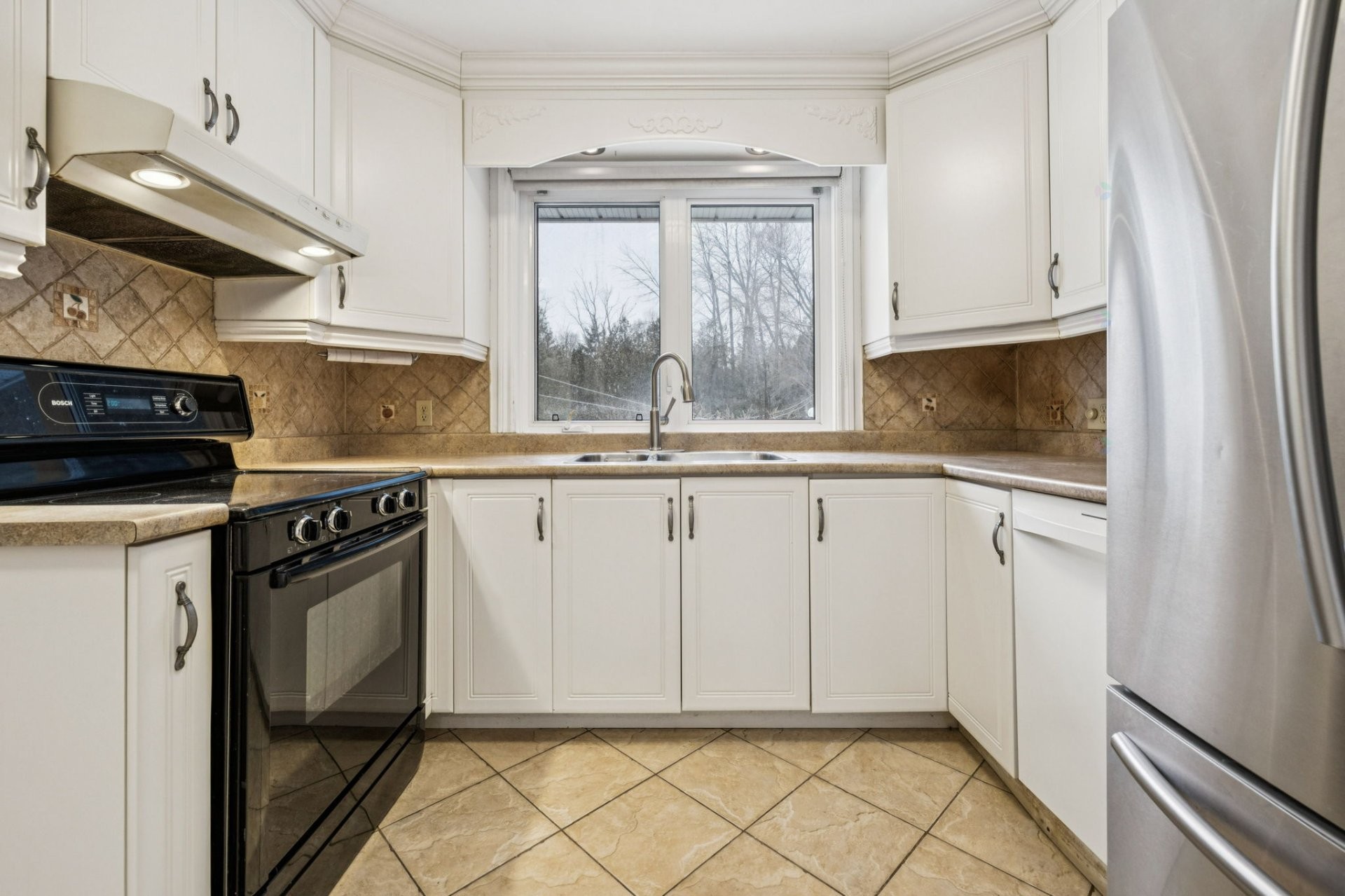 









44


Prom. Lakeview

,
Gatineau (Aylmer),




QC
J9H2A1

