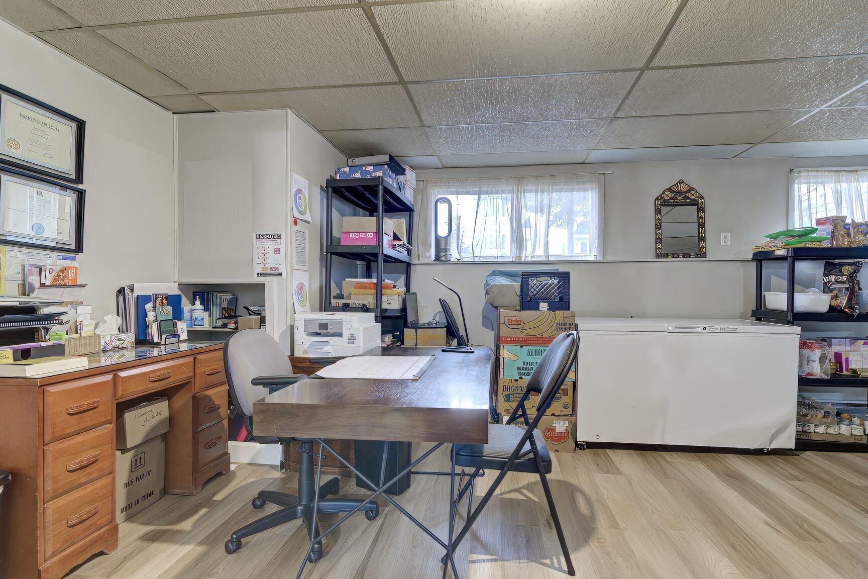 









202


27e Avenue

,
L'Île-Perrot,




QC
J7V6J1

