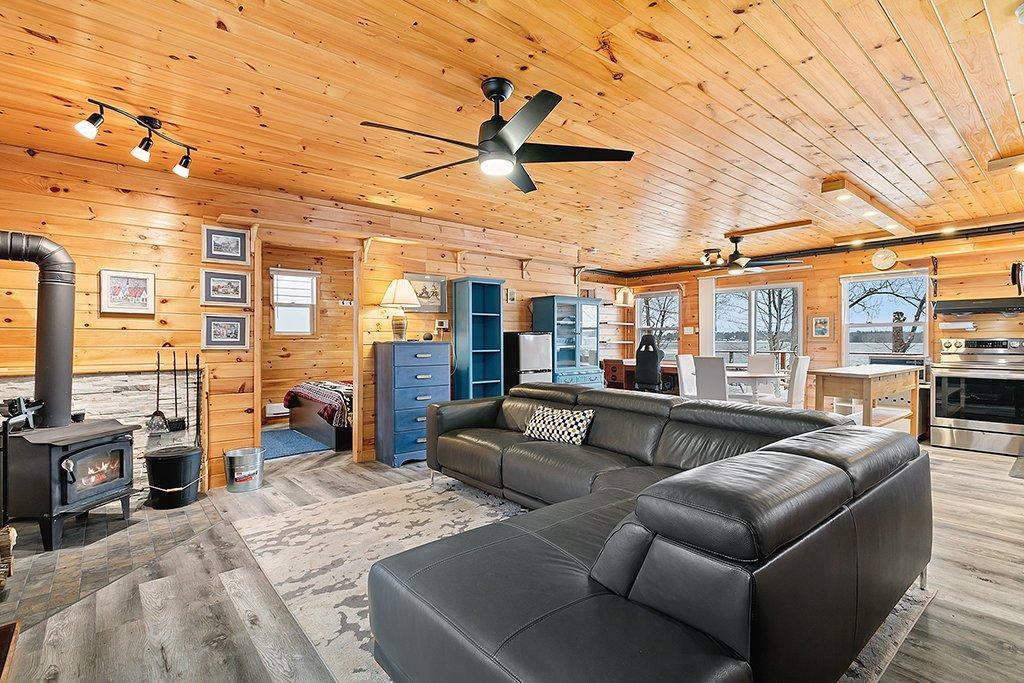 









163


Rue Thomas-Lefebvre

,
Mansfield-et-Pontefract,




QC
J0X1R0

