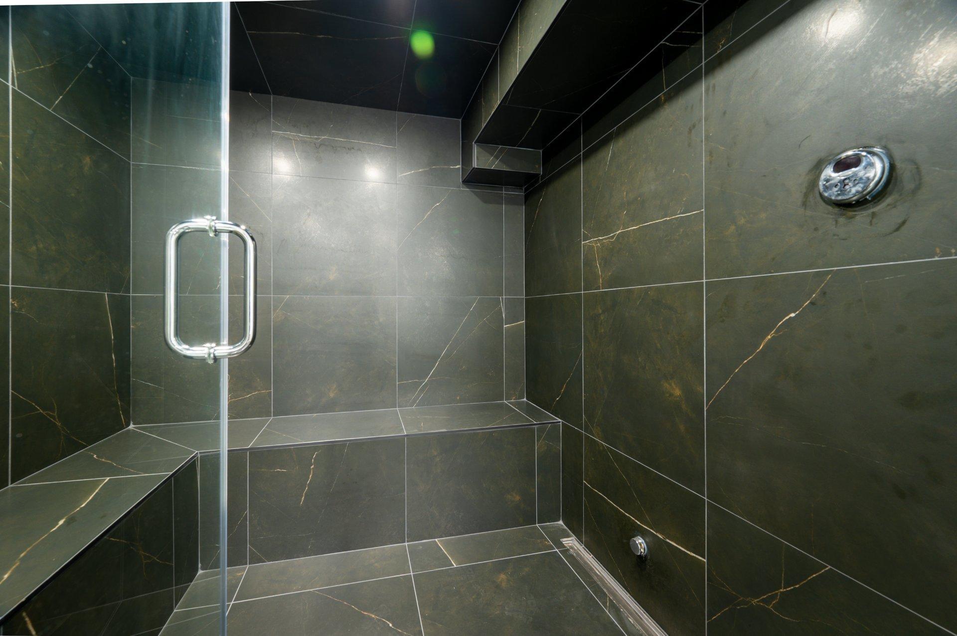 









1123


Ch. de la Montagne

,
Mont-Saint-Hilaire,




QC
J3G4S6

