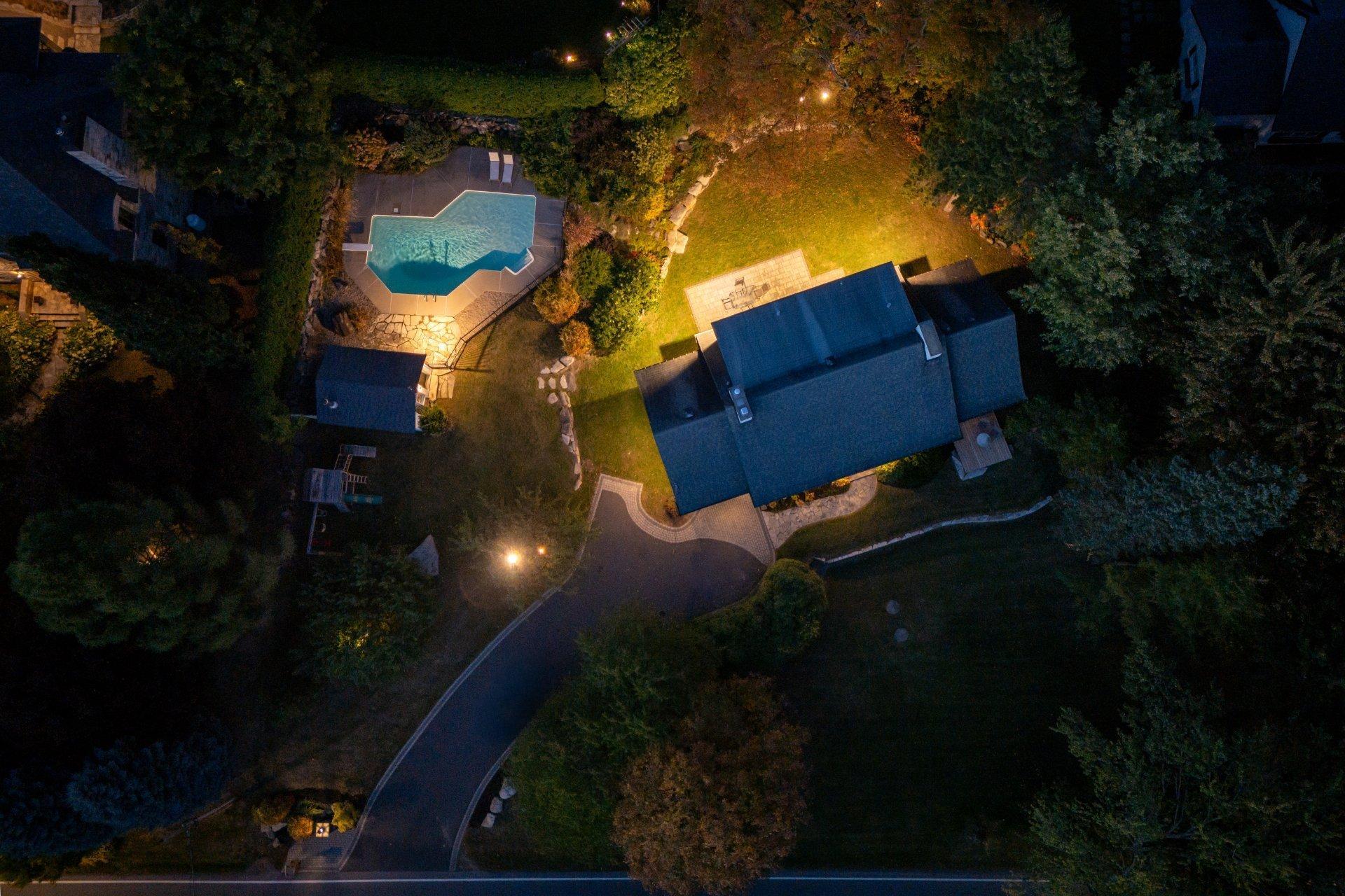 









1123


Ch. de la Montagne

,
Mont-Saint-Hilaire,




QC
J3G4S6

