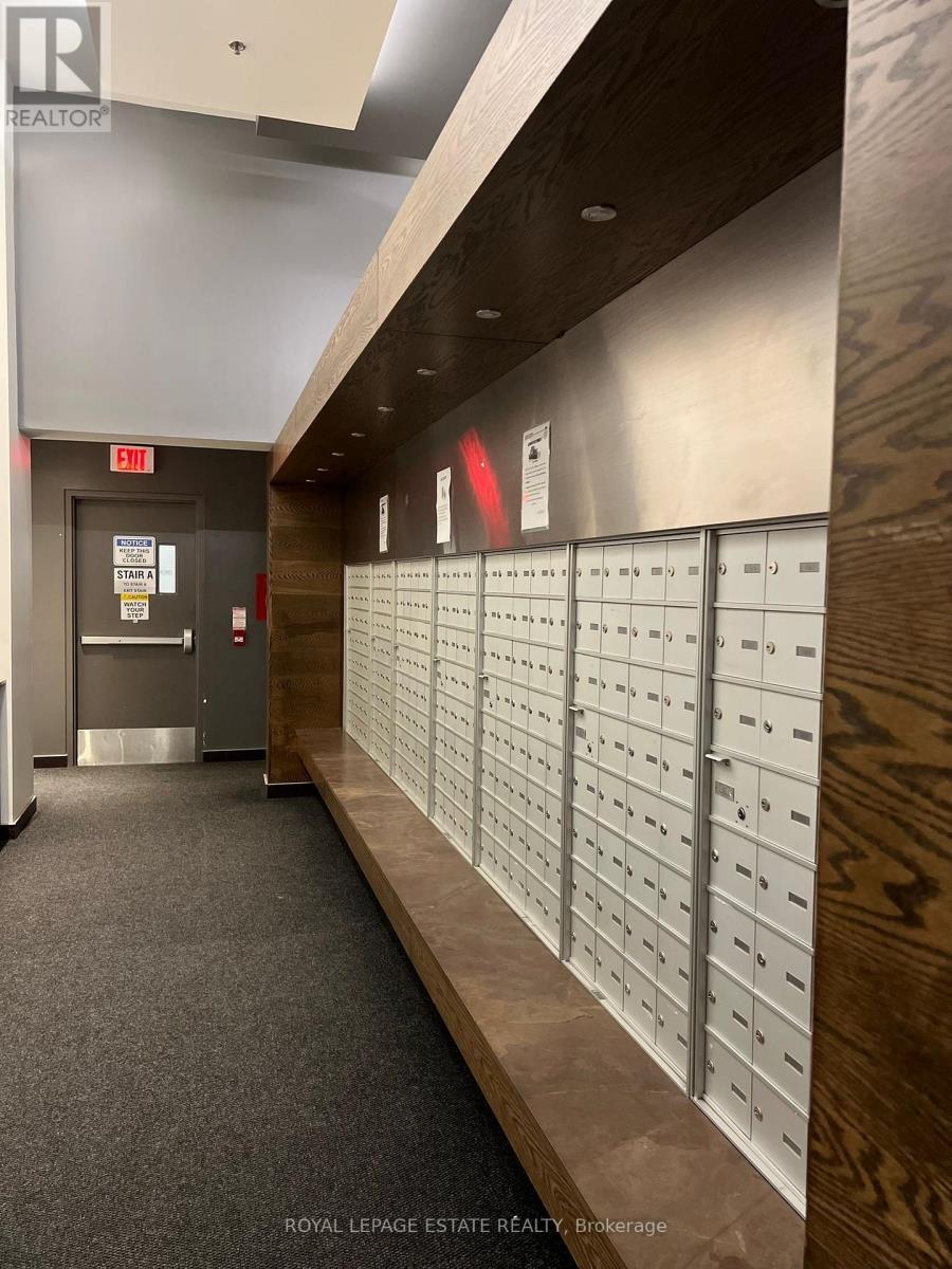 












612 - 20 JOE SHUSTER WAY

,
Toronto,




Ontario
M6K0A3

