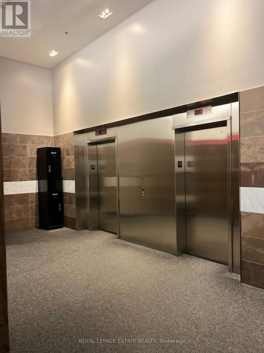 












612 - 20 JOE SHUSTER WAY

,
Toronto,




Ontario
M6K0A3

