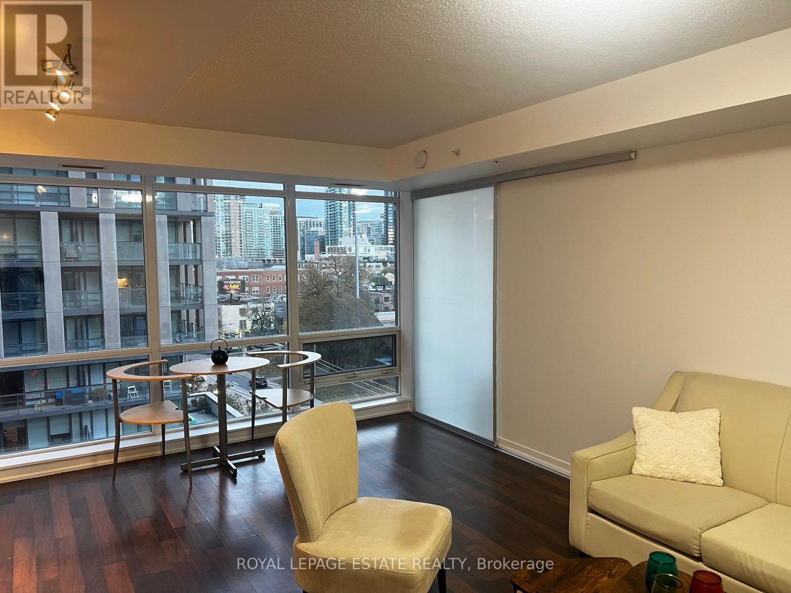 












612 - 20 JOE SHUSTER WAY

,
Toronto,




Ontario
M6K0A3

