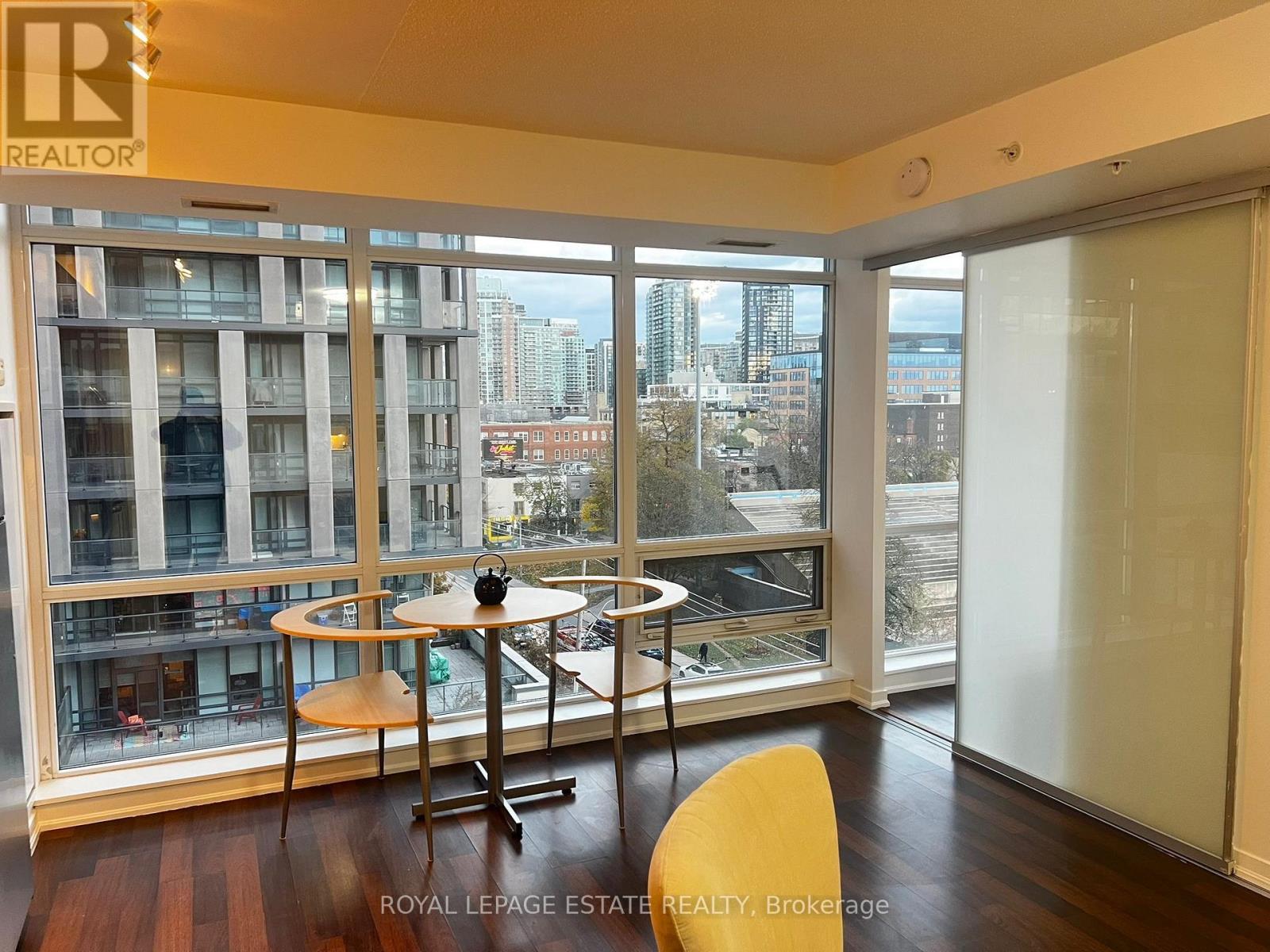 












612 - 20 JOE SHUSTER WAY

,
Toronto,




Ontario
M6K0A3

