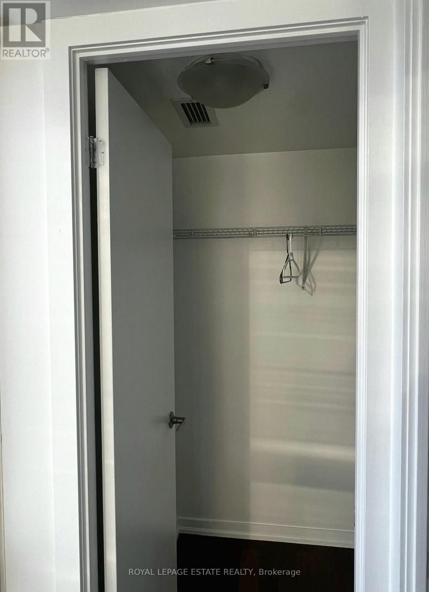 












612 - 20 JOE SHUSTER WAY

,
Toronto,




Ontario
M6K0A3

