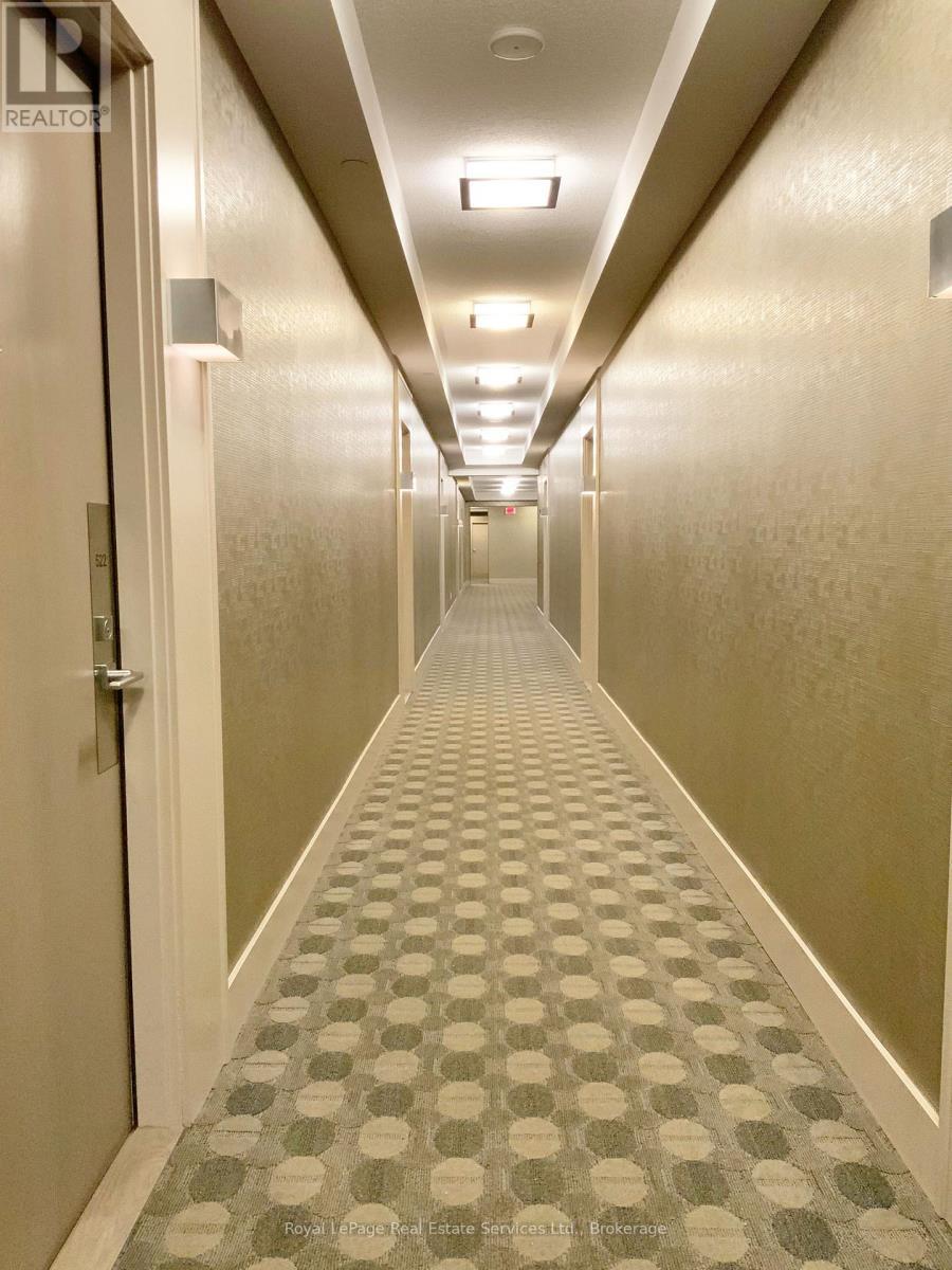 












507 - 7167 YONGE STREET

,
Markham (Grandview),




Ontario
L3T0E1

