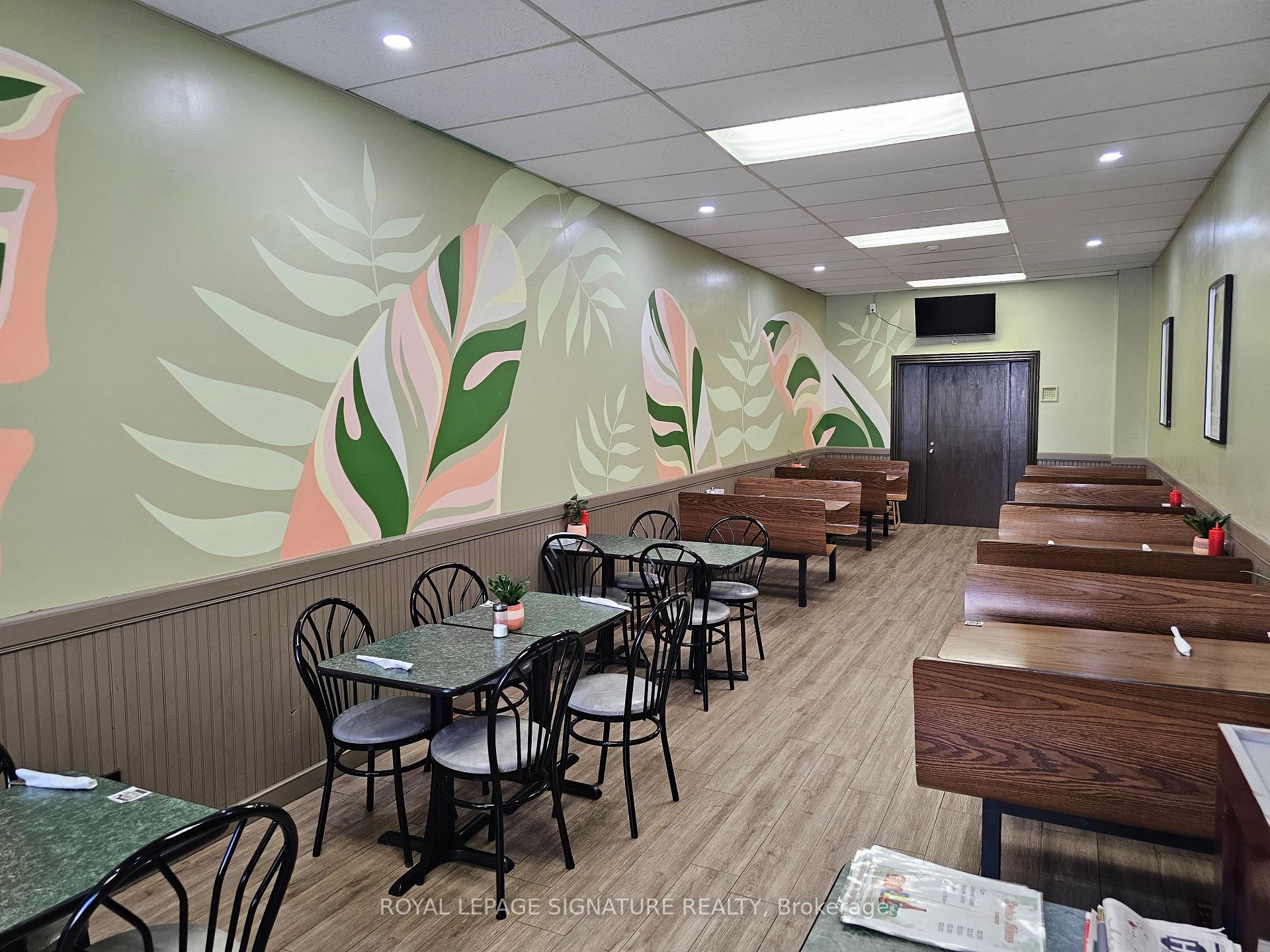 









21


Kent

Street West,
Kawartha Lakes,




ON
K9V 2X9

