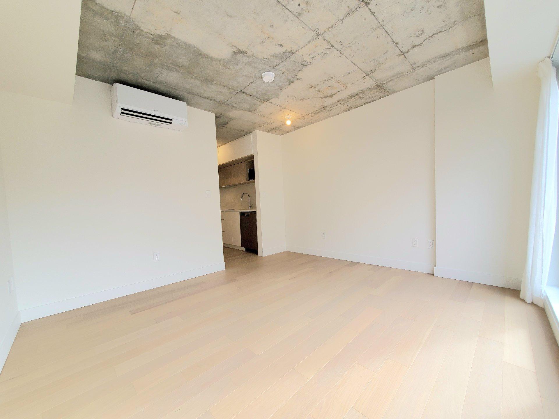 









1


Av. Viger O.

, 403,
Montréal (Ville-Marie),




QC
H2Z1E6

