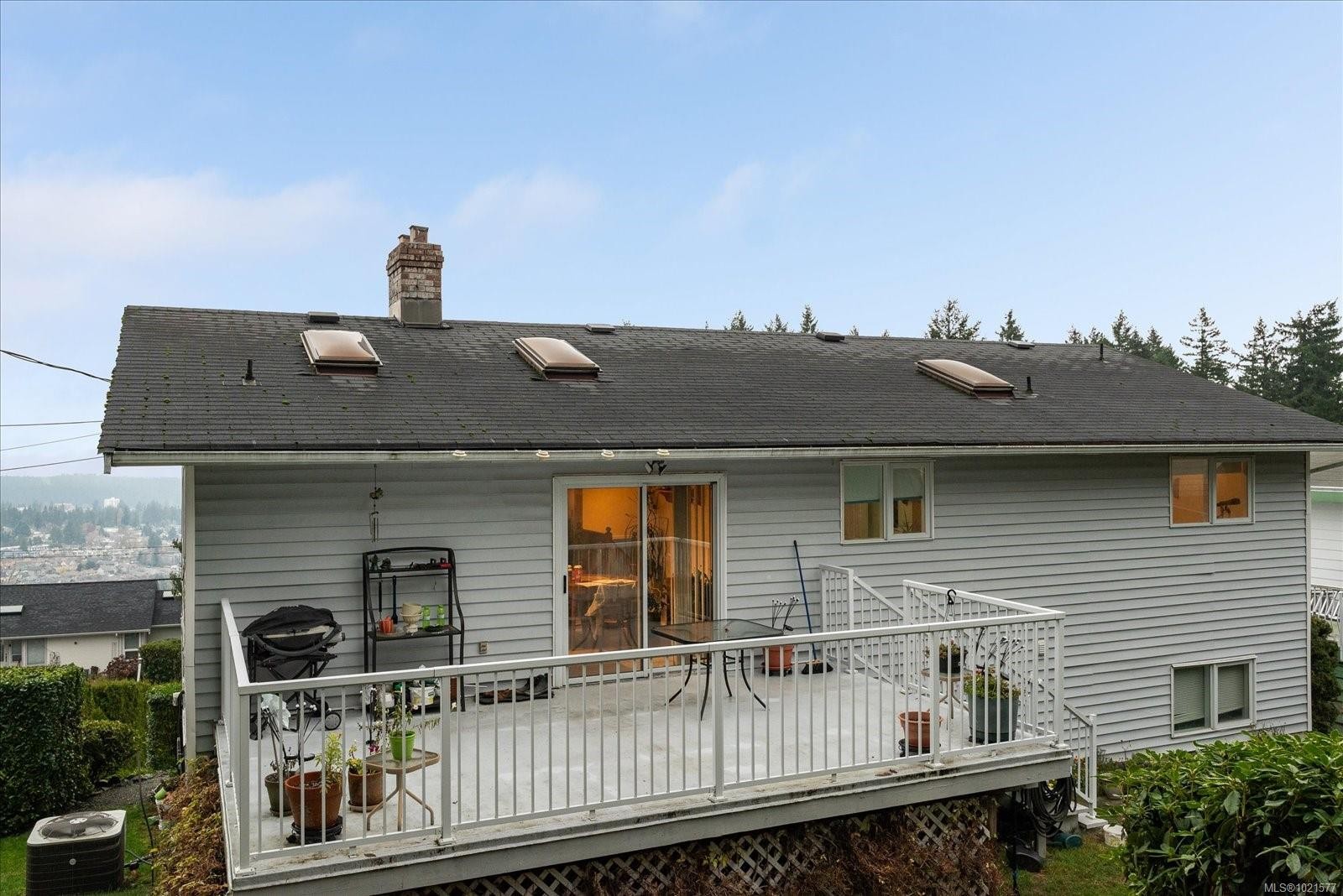 









1085


College

Dr,
Nanaimo,




BC
V9R 5V5

