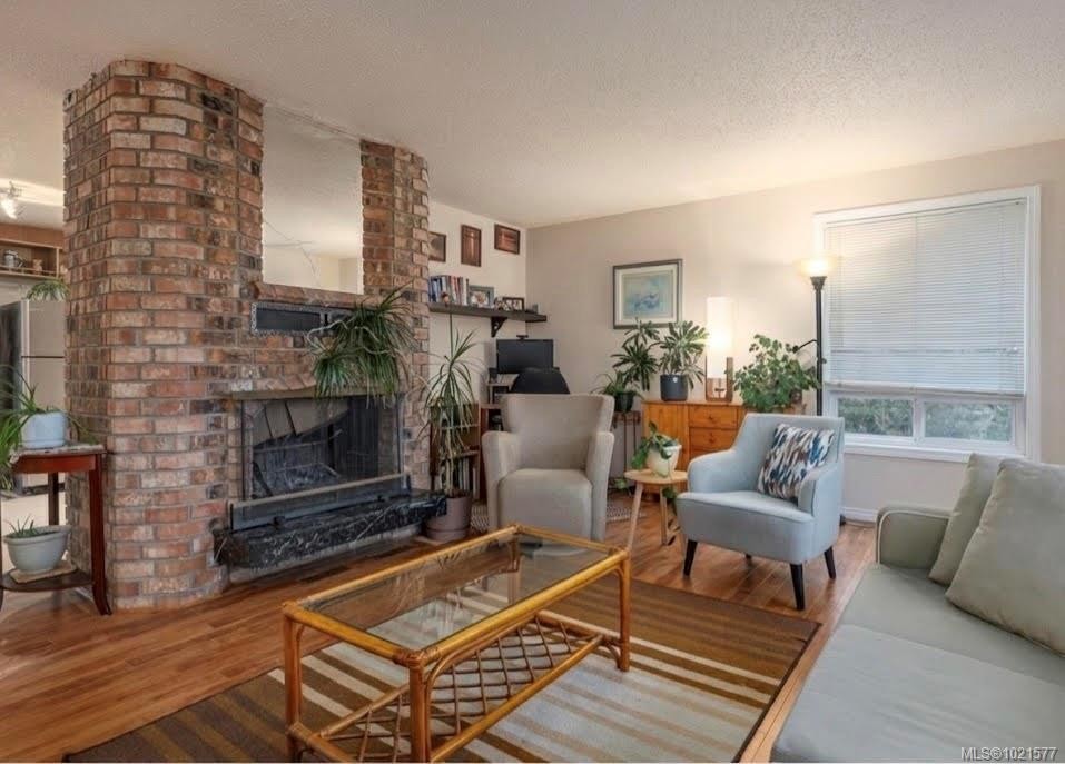 









1085


College

Dr,
Nanaimo,




BC
V9R 5V5

