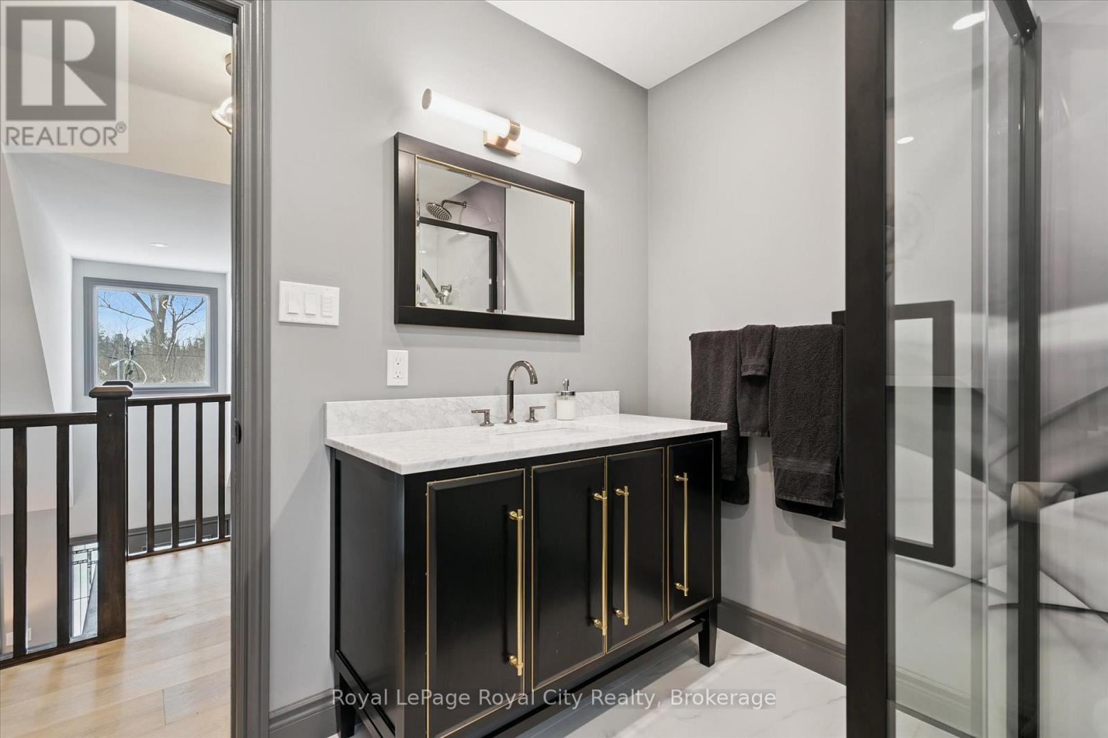 












36 EMILY STREET

,
Centre Wellington (Elora/Salem),




Ontario
N0B1S0

