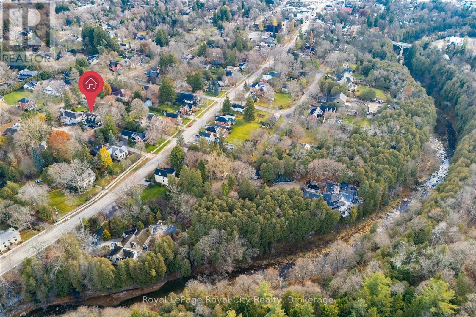 












36 EMILY STREET

,
Centre Wellington (Elora/Salem),




Ontario
N0B1S0

