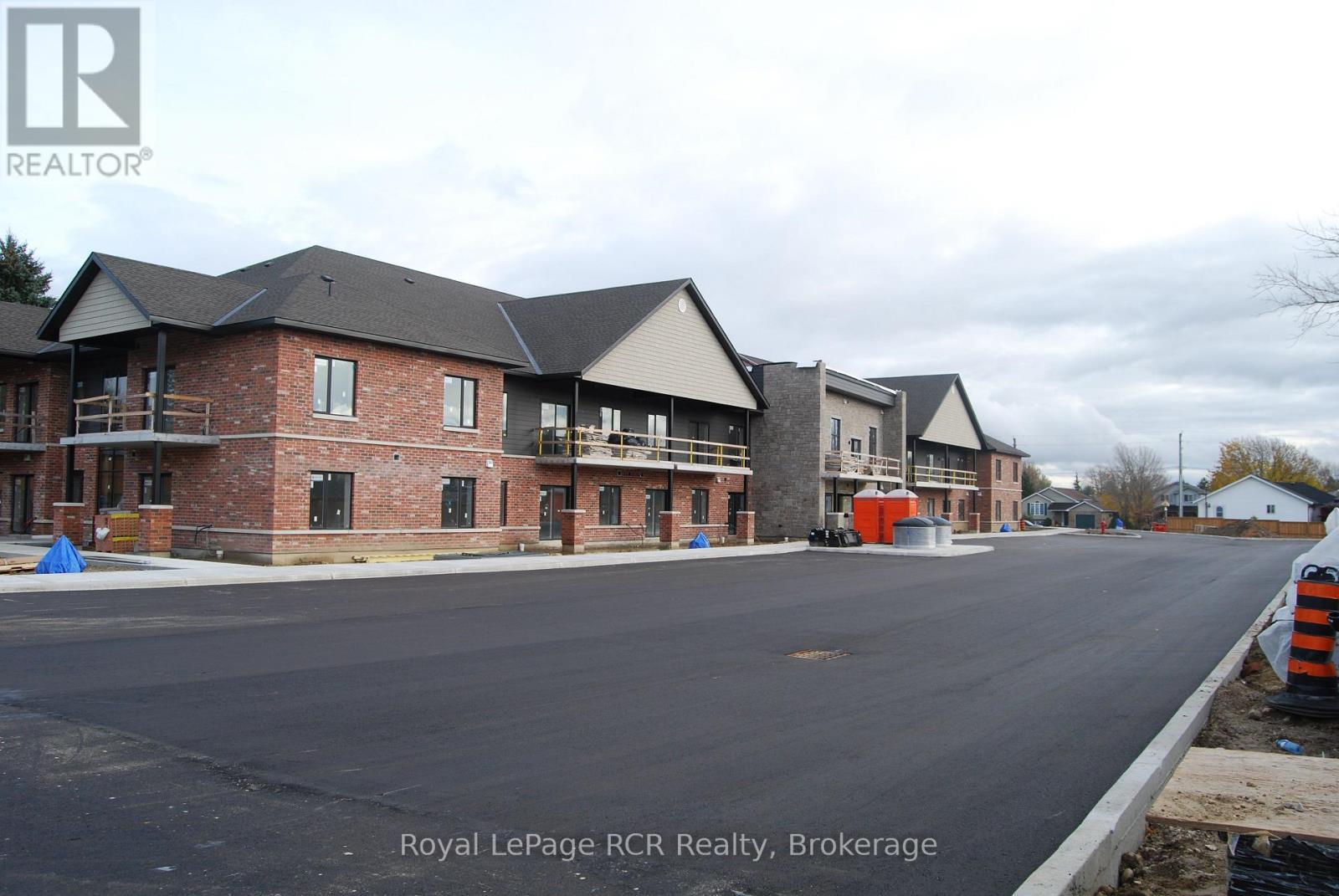 












773 PRINCESS STREET

,
Wellington North (Mount Forest),




Ontario
N0G2L3

