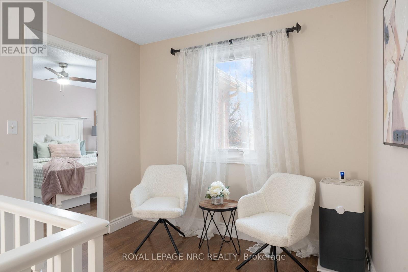 












51 BRIARSDALE CRESCENT

,
Welland (N. Welland),




Ontario
L3C6S7

